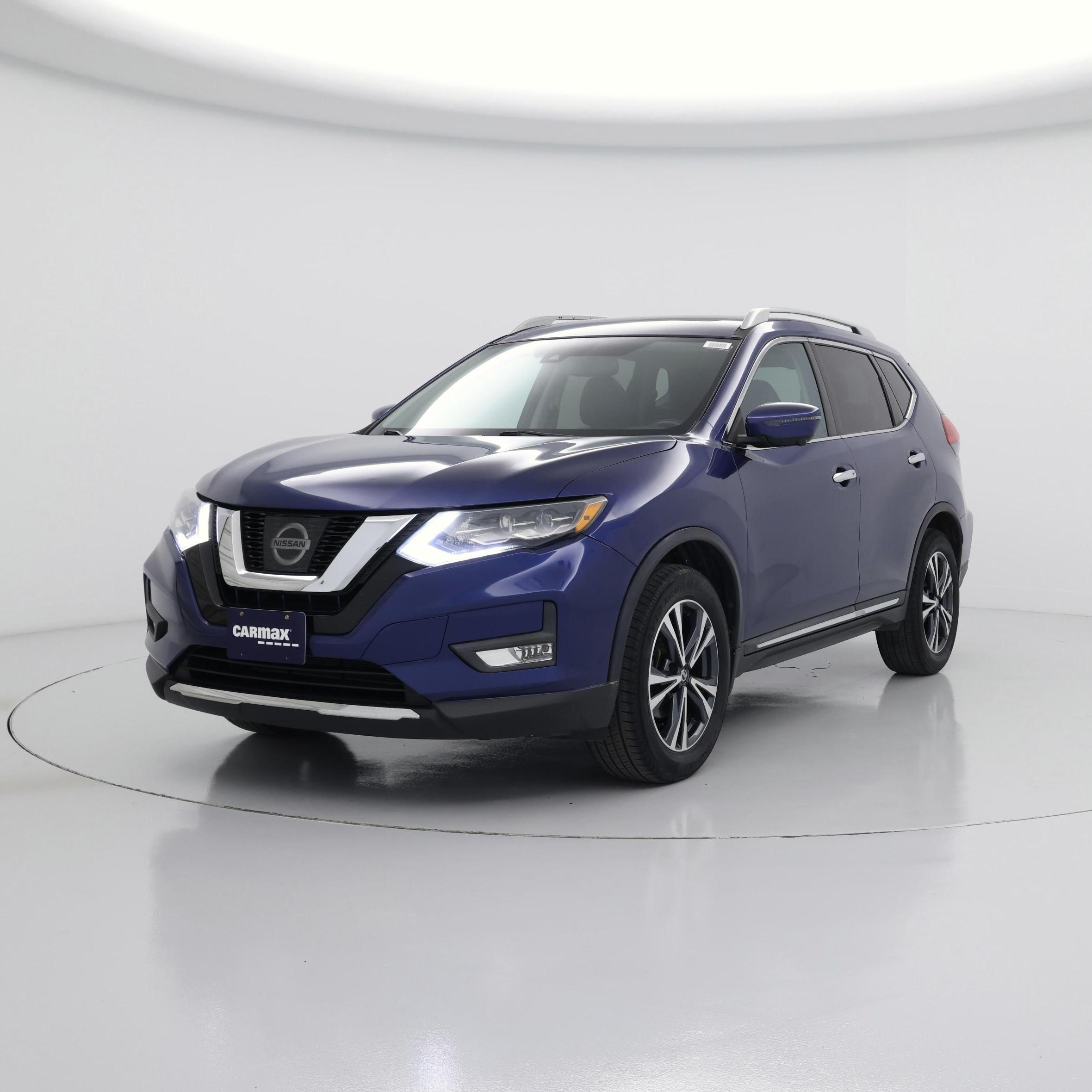 Thumbnail: 2017 Nissan Rogue - 4