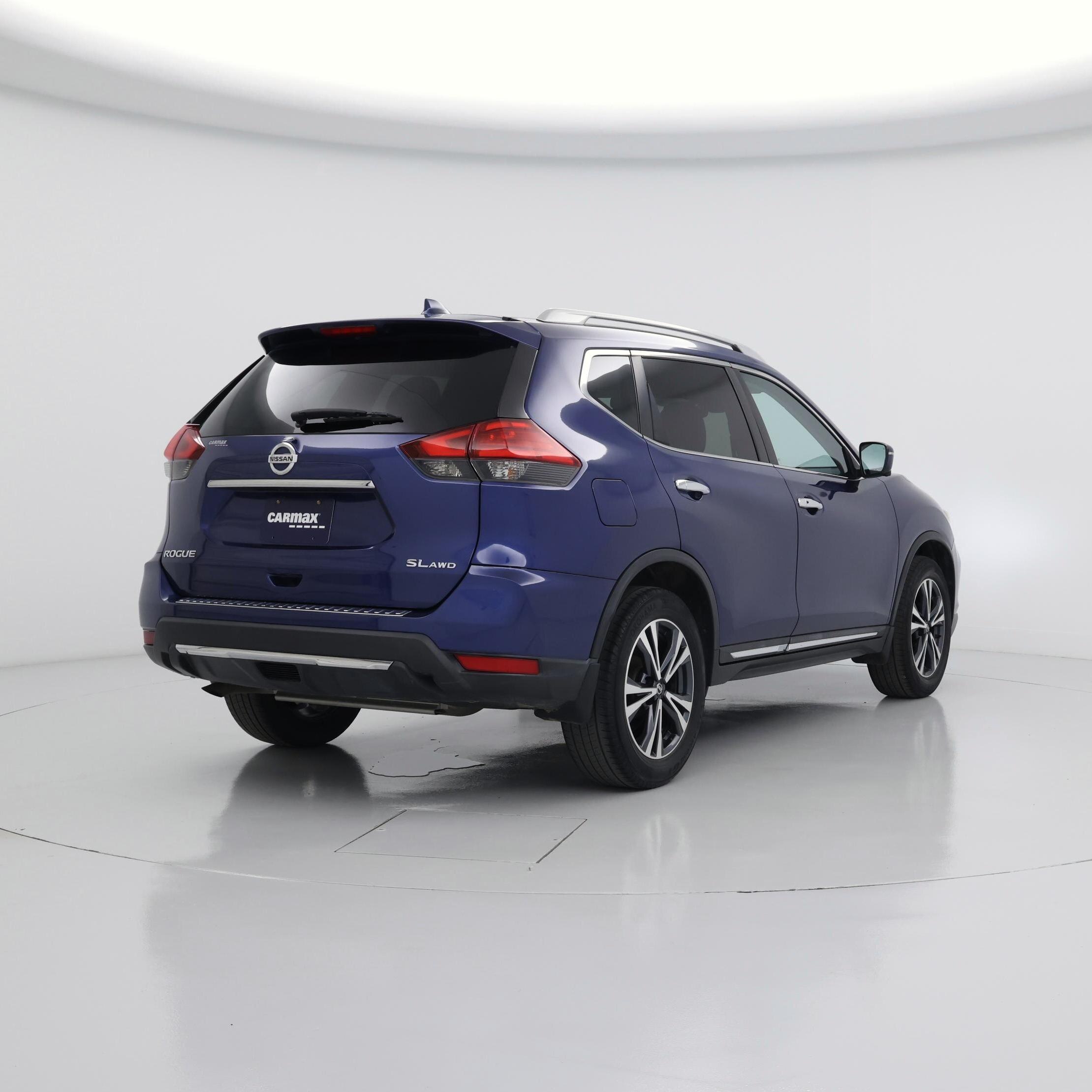 Thumbnail: 2017 Nissan Rogue - 8