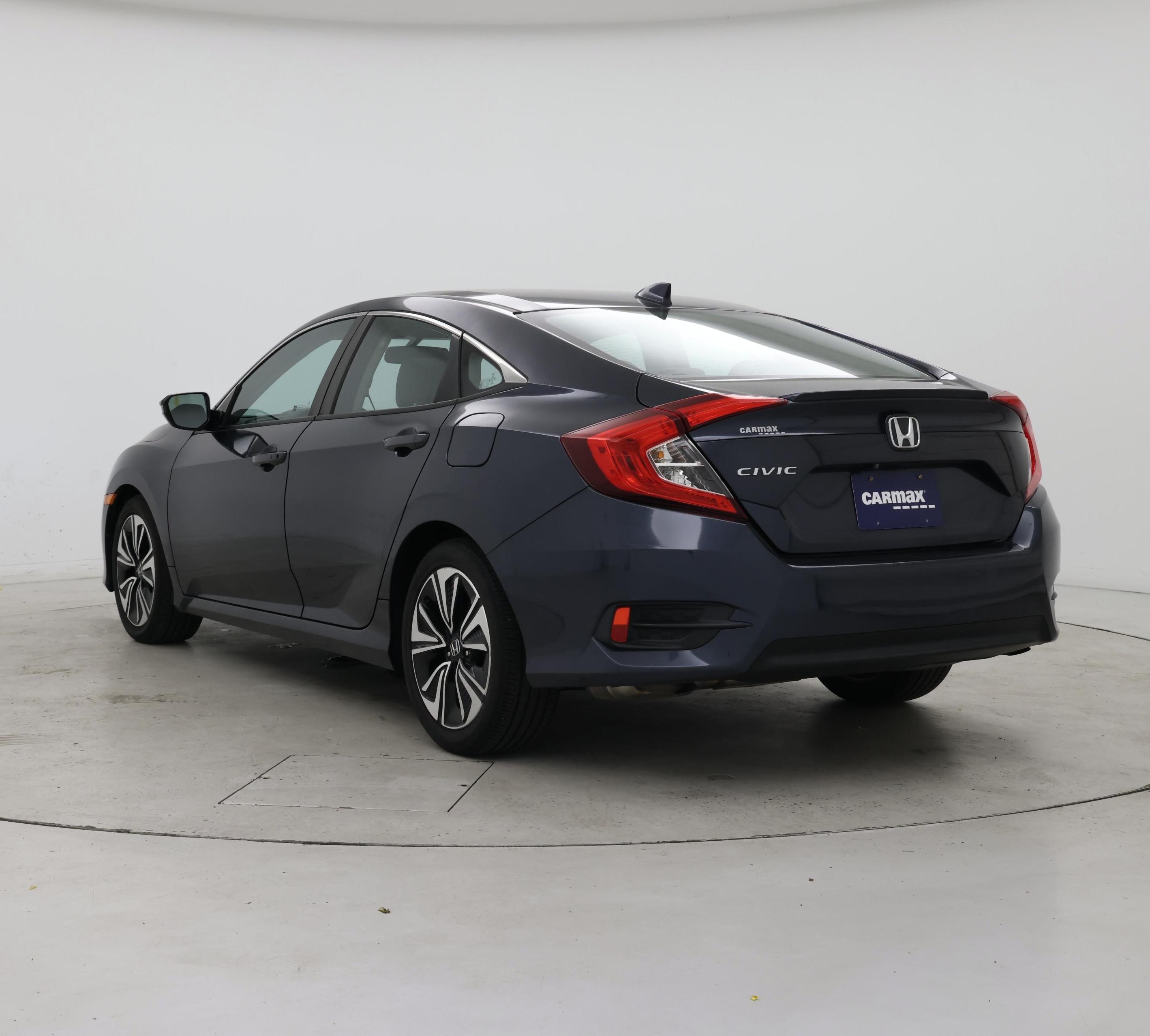 Thumbnail: 2017 Honda Civic - 2