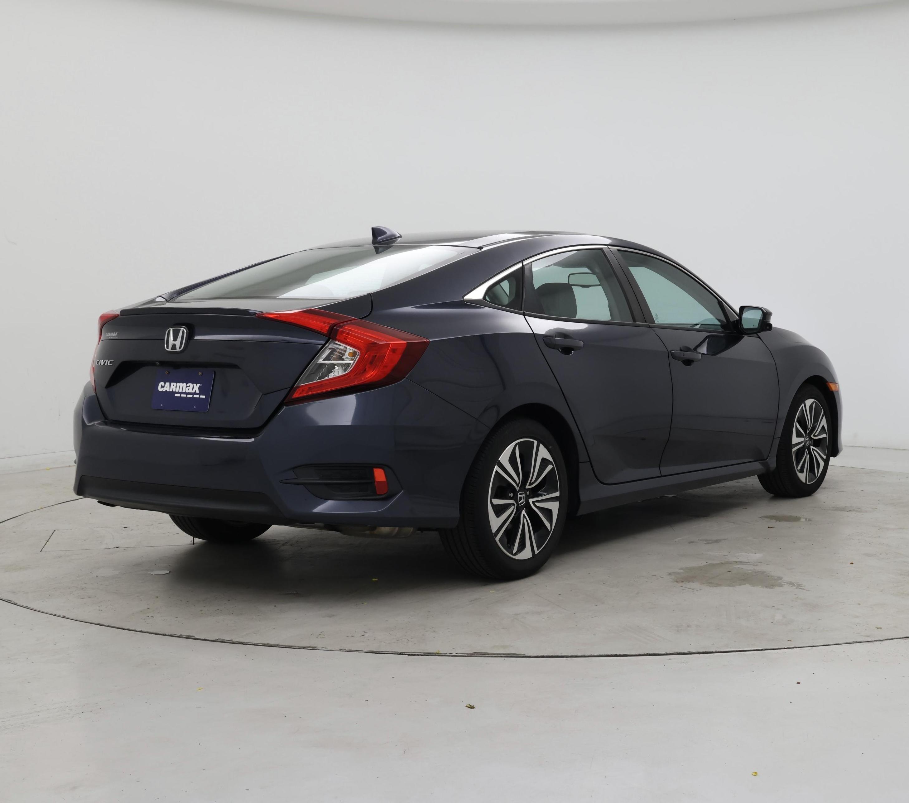 Thumbnail: 2017 Honda Civic - 8