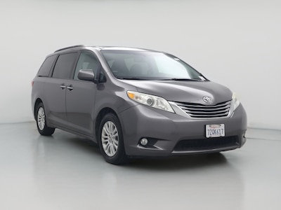 2017 Toyota Sienna XLE