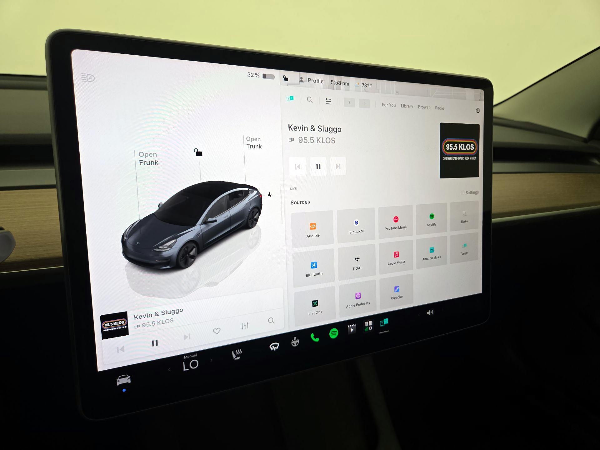 Thumbnail: 2023 Tesla Model 3 - 15
