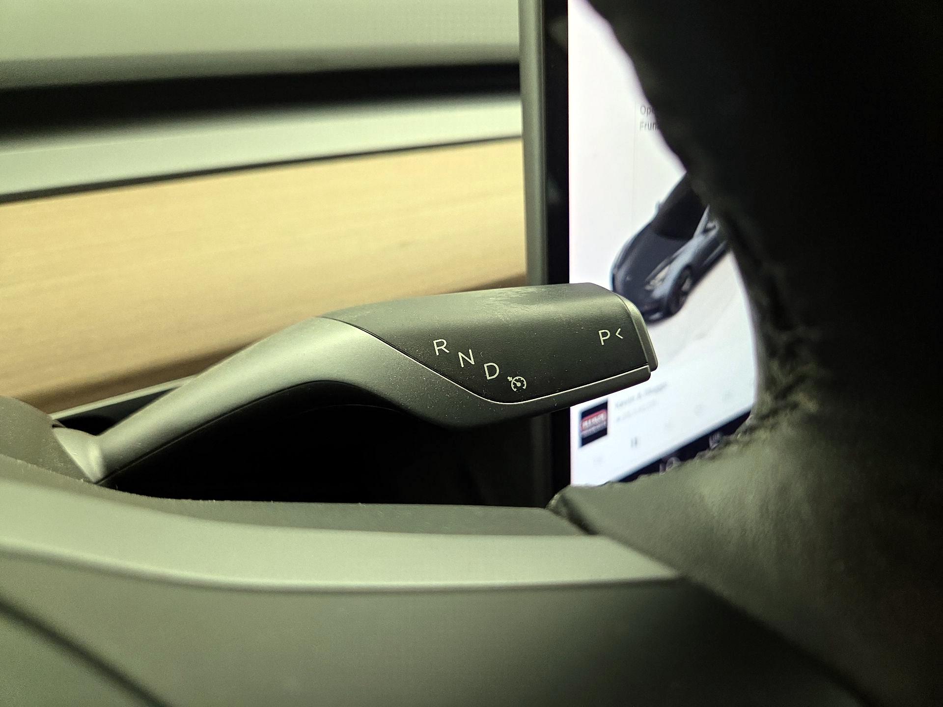 Thumbnail: 2023 Tesla Model 3 - 17