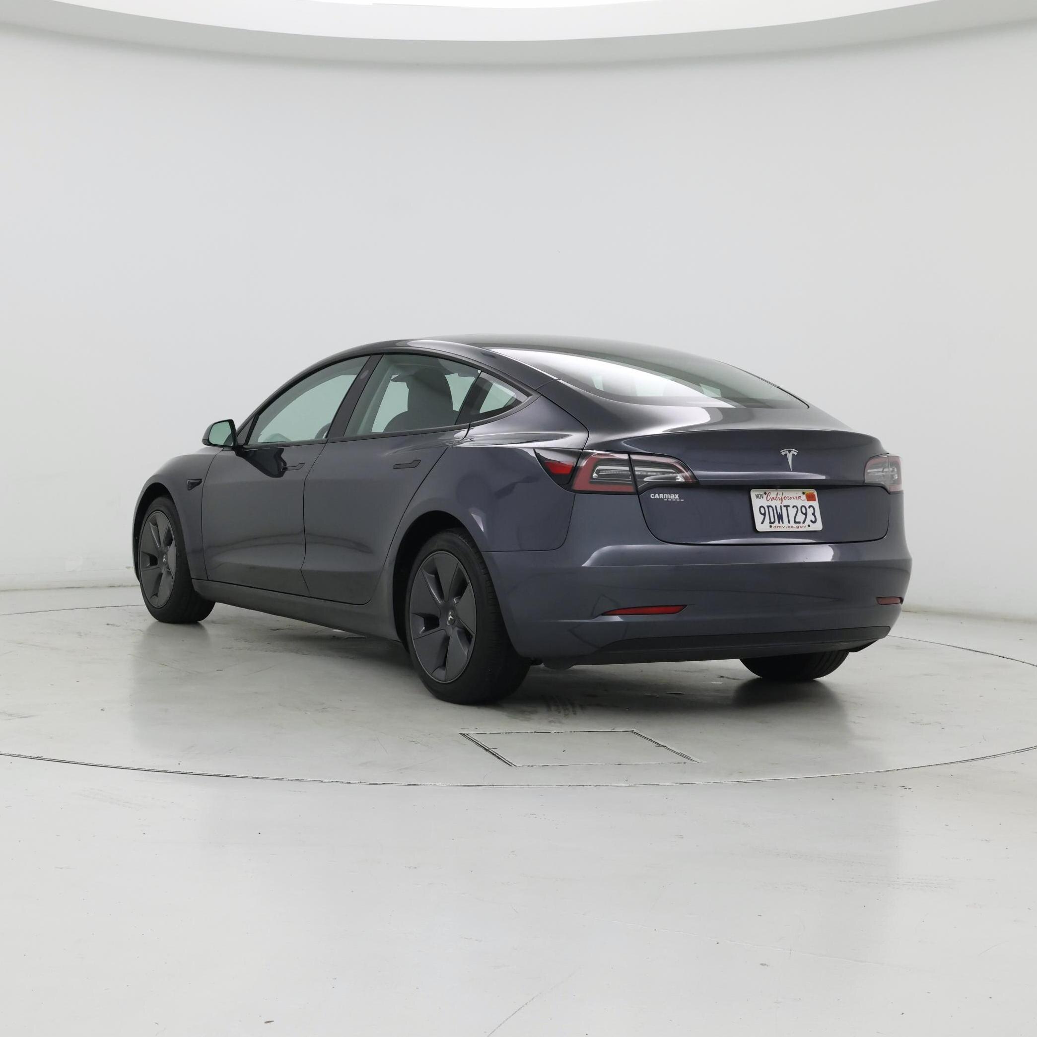 Thumbnail: 2023 Tesla Model 3 - 2