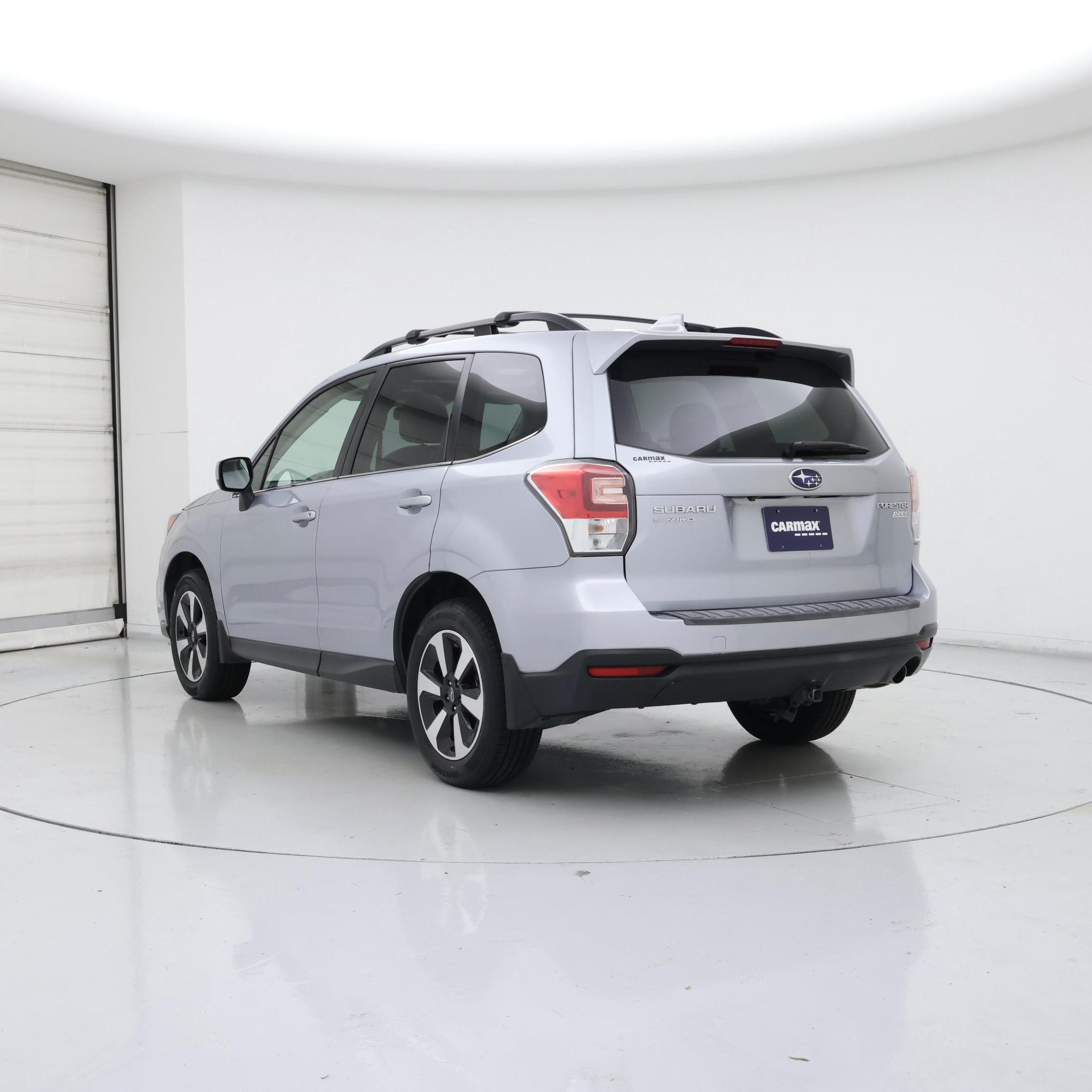 Thumbnail: 2017 Subaru Forester - 2