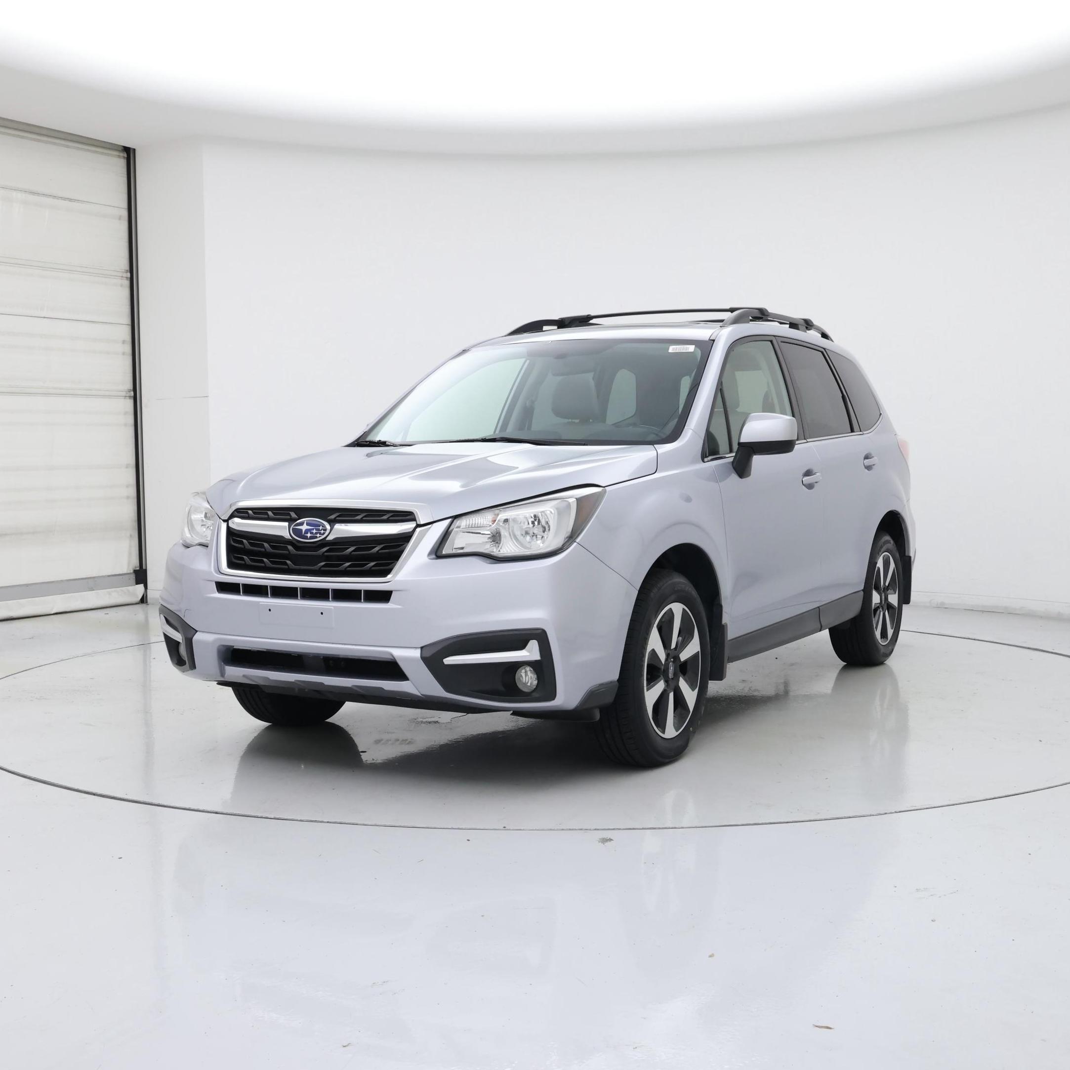 Thumbnail: 2017 Subaru Forester - 4