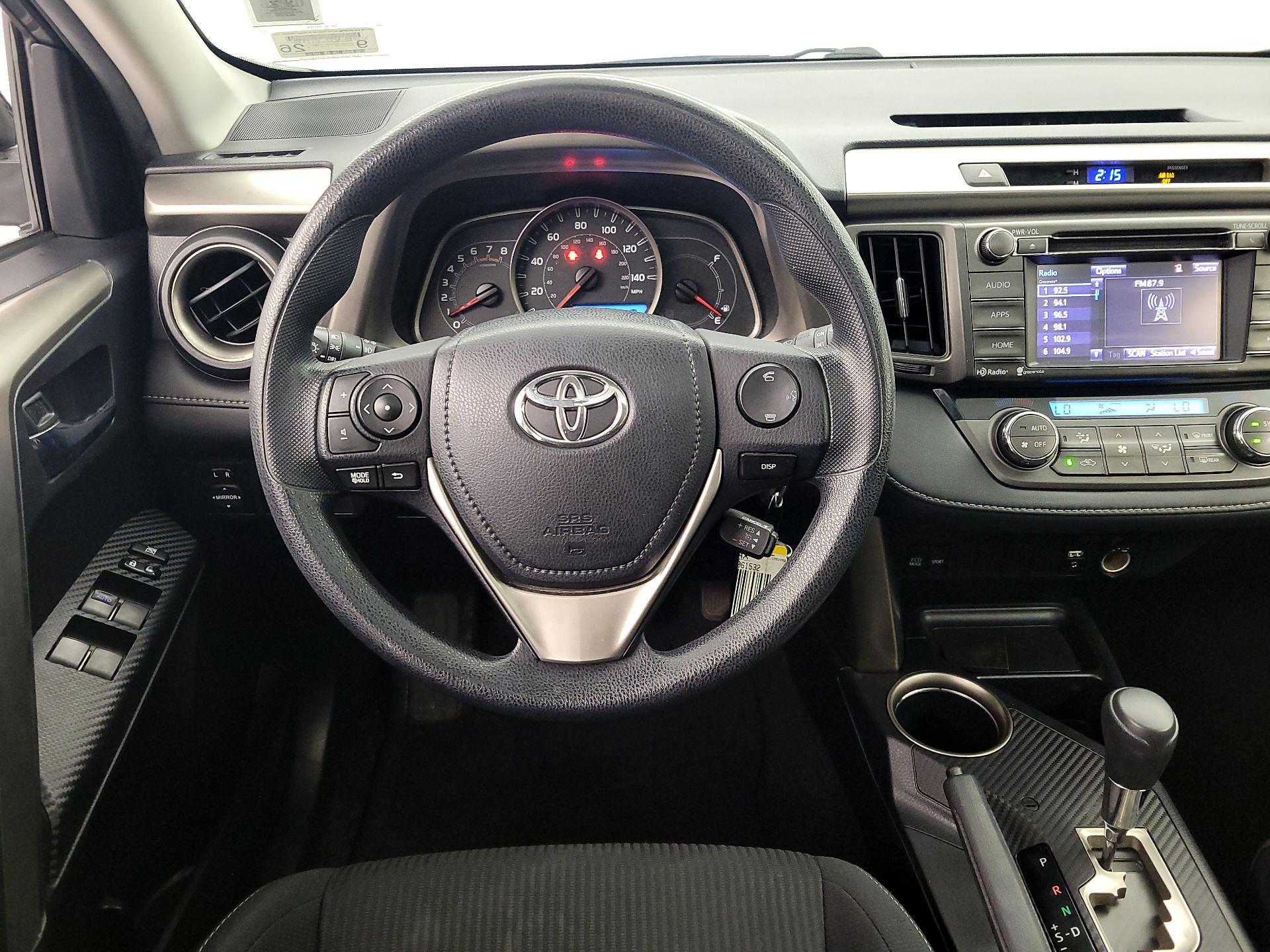 Thumbnail: 2014 Toyota RAV4 - 10