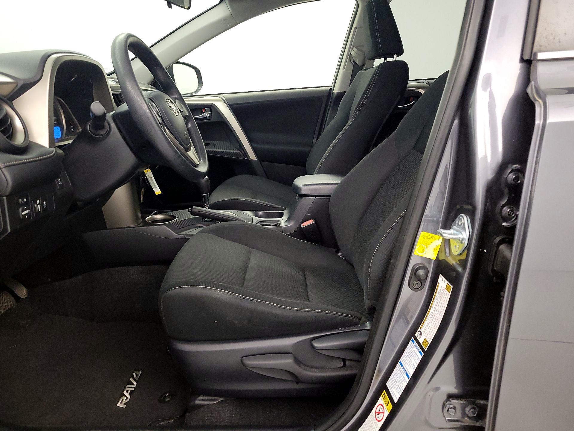Thumbnail: 2014 Toyota RAV4 - 11