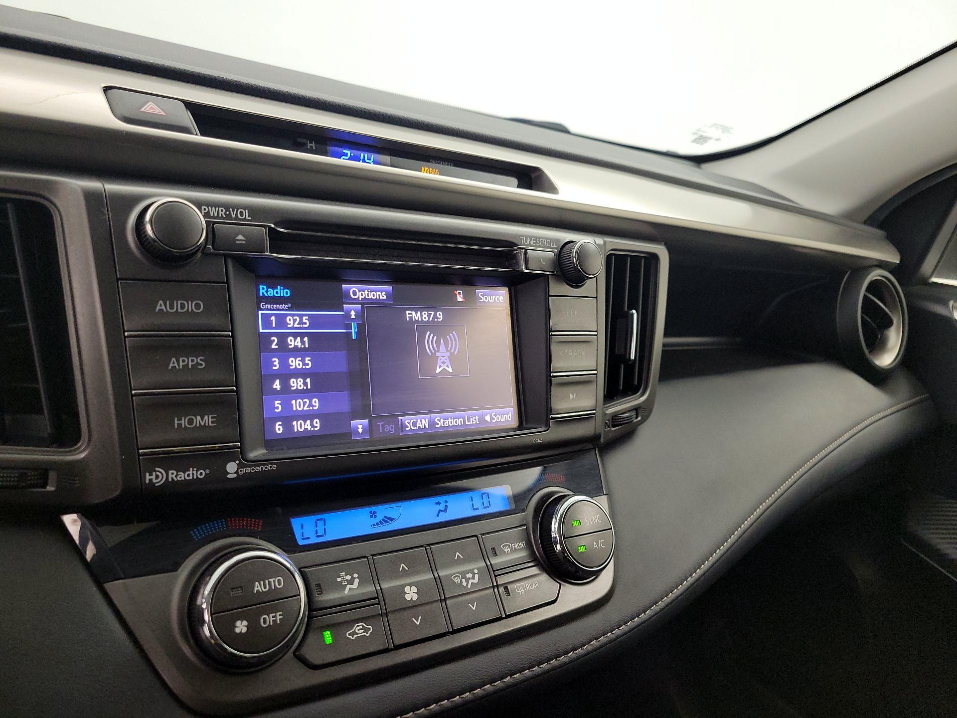 Thumbnail: 2014 Toyota RAV4 - 15