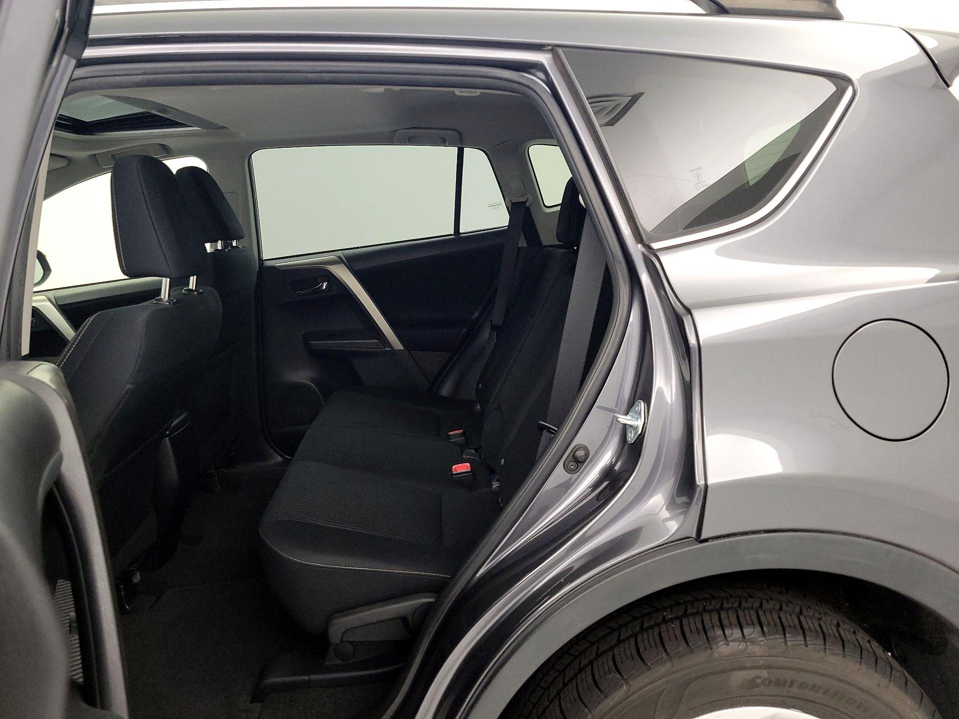 Thumbnail: 2014 Toyota RAV4 - 20