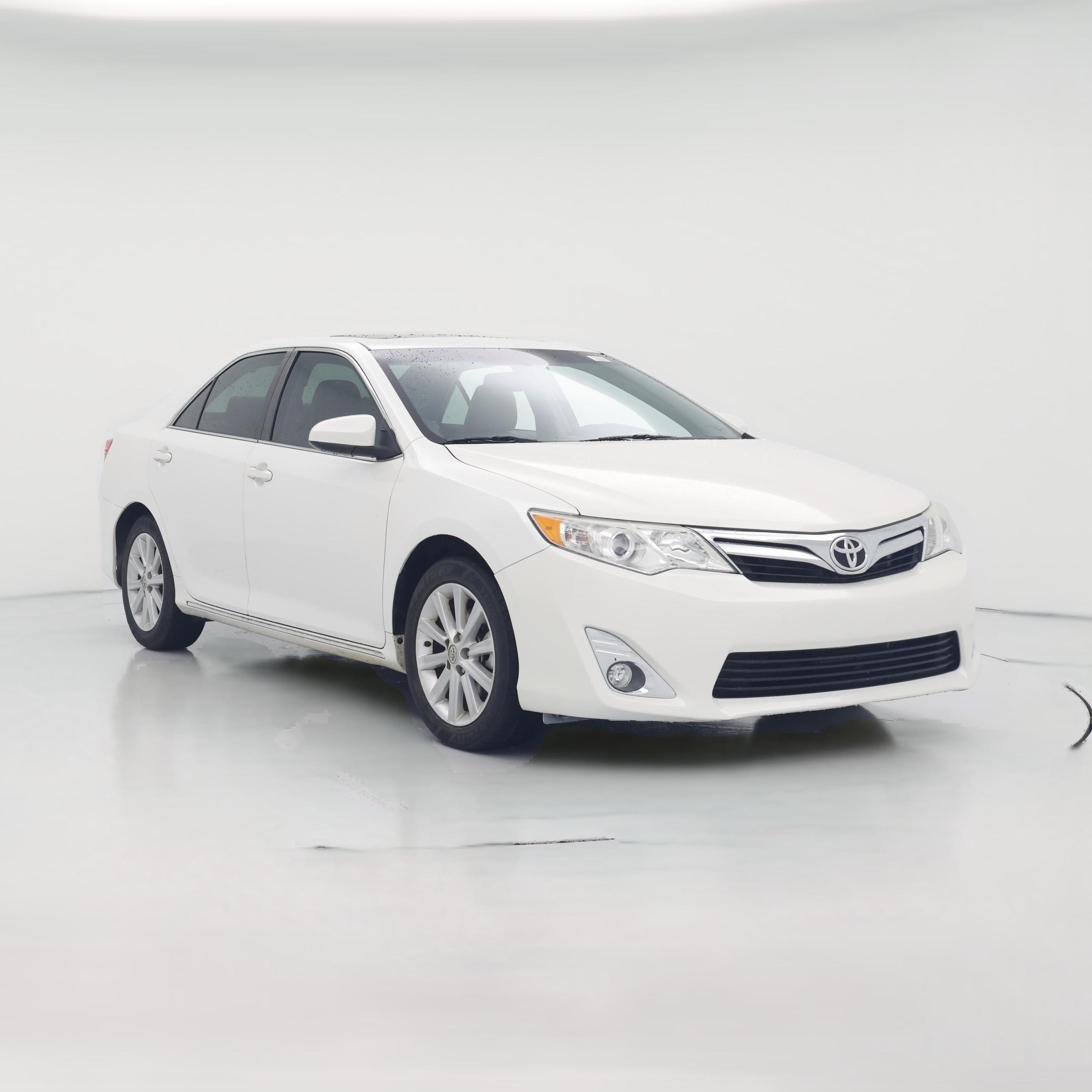 2014 Toyota Camry XLE - Photo 1