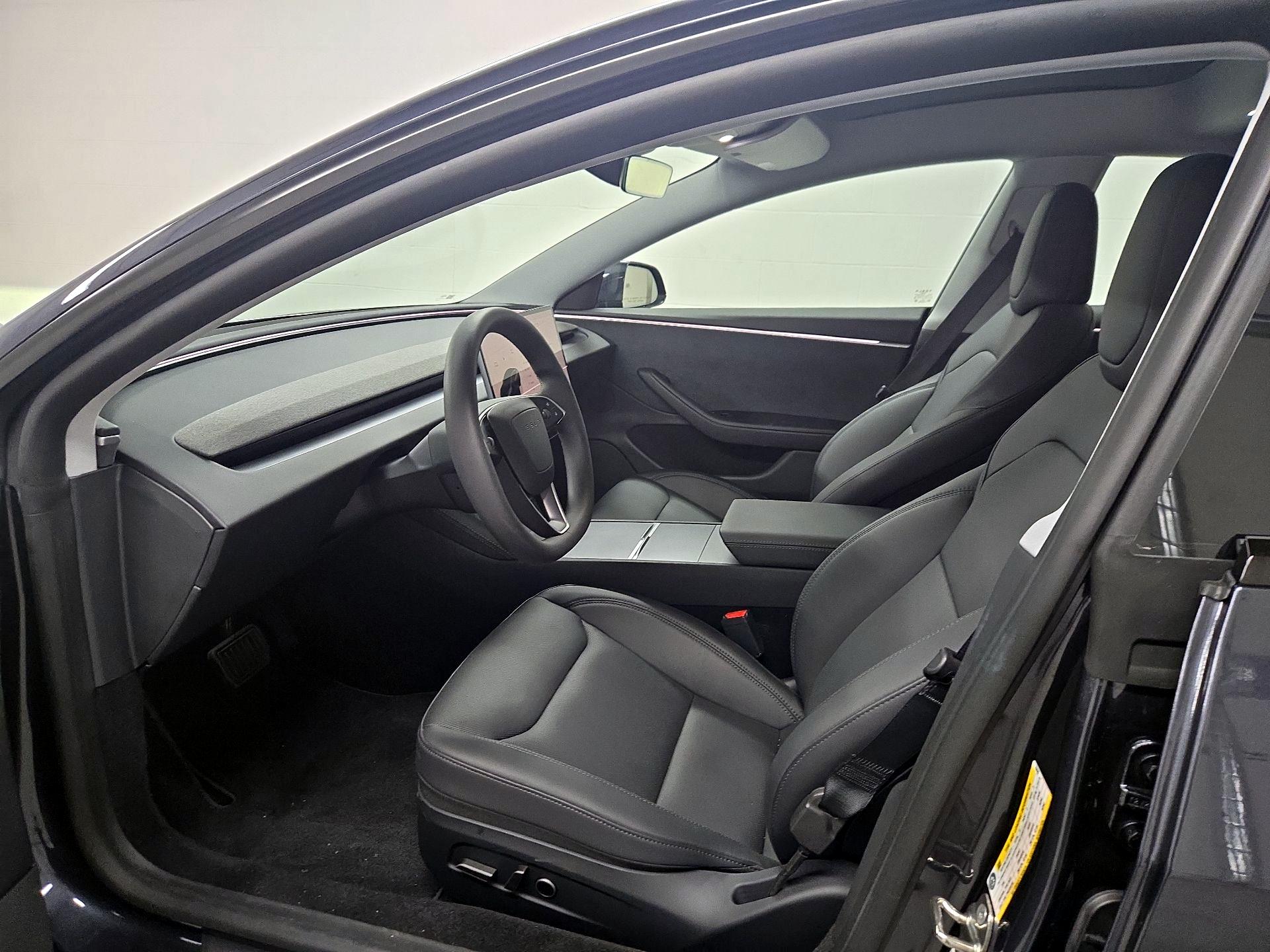 Thumbnail: 2024 Tesla Model 3 - 11