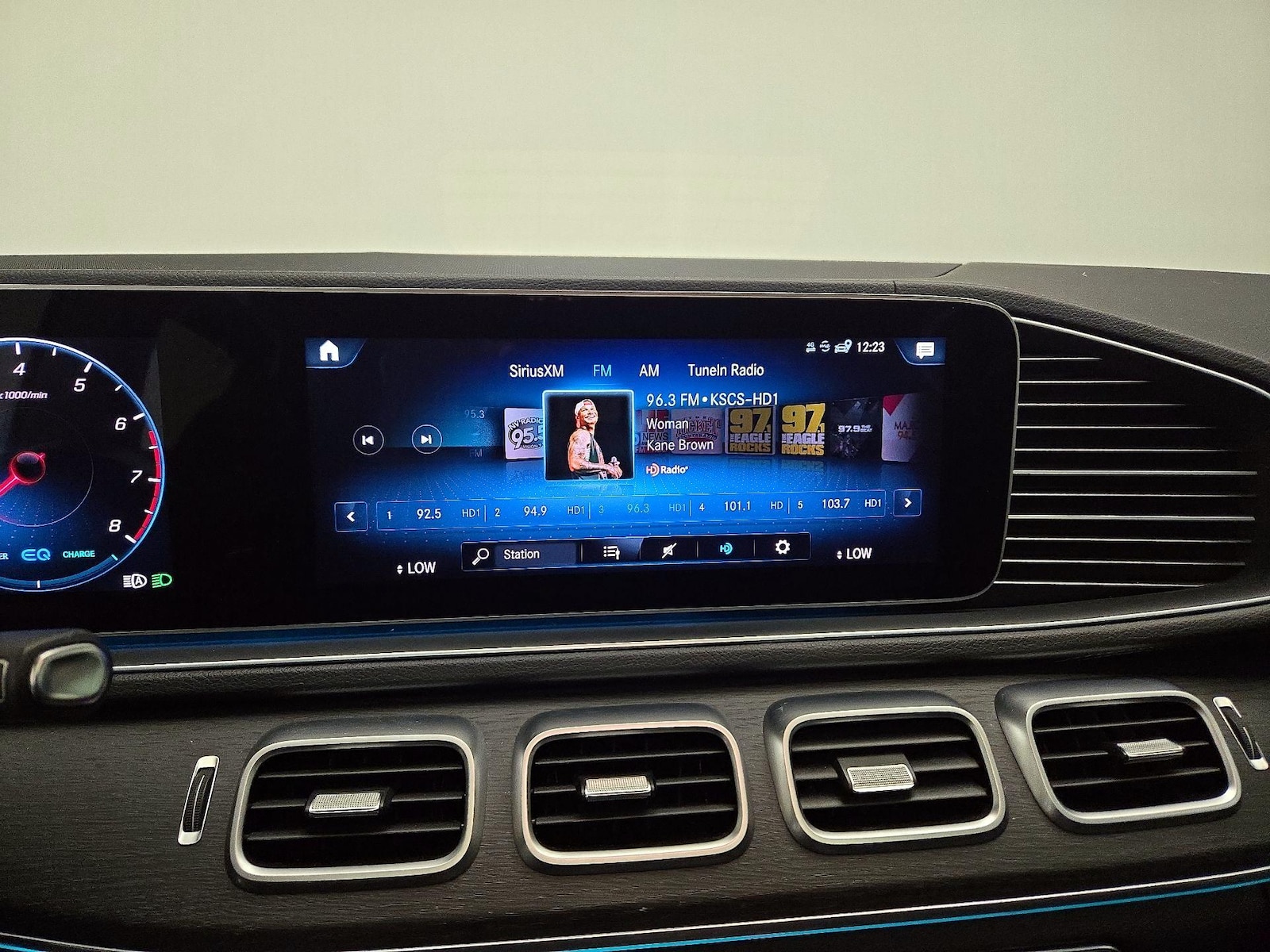 2023 Mercedes-Benz GLS GLS580 - Photo 17
