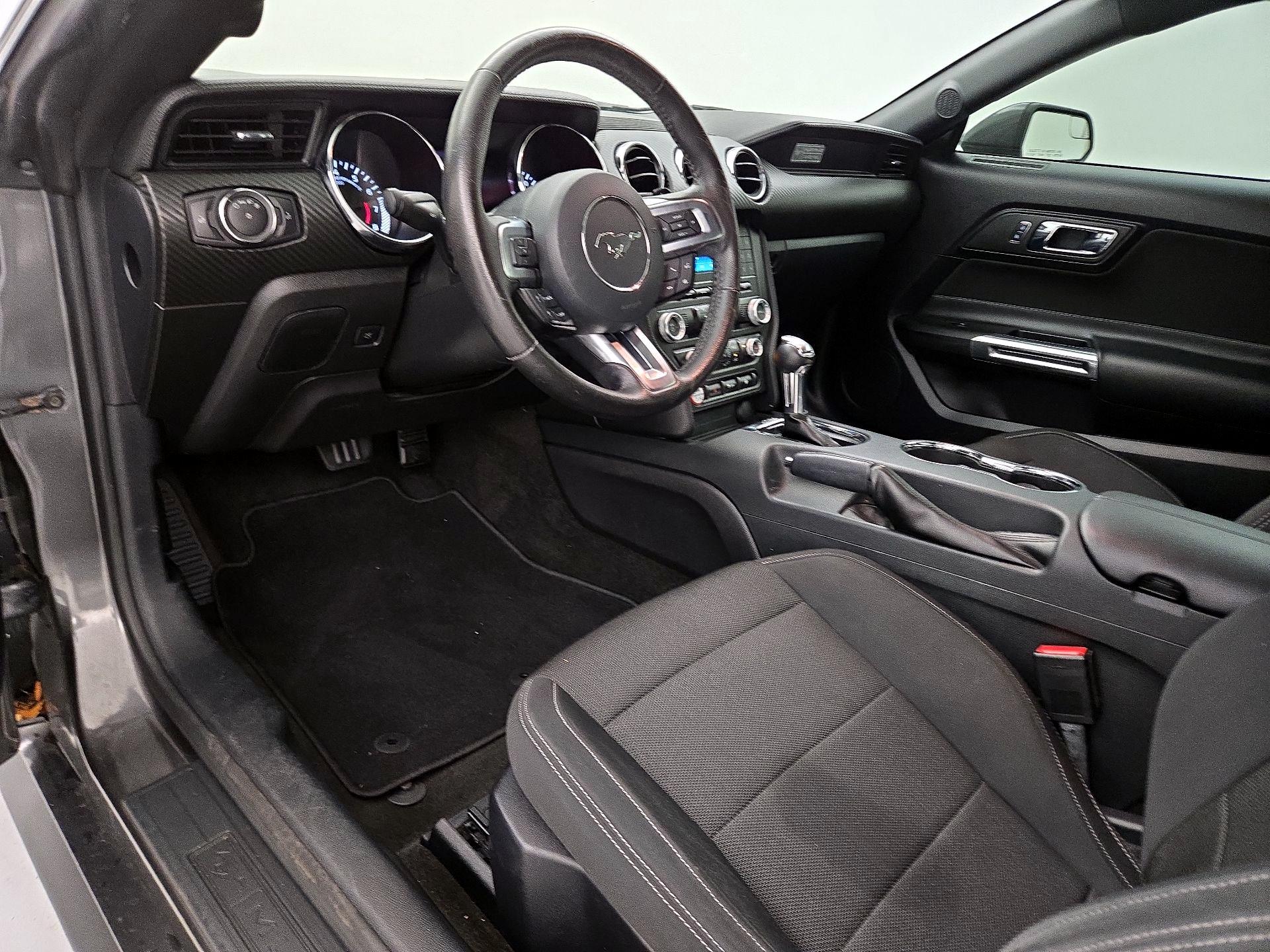 Thumbnail: 2015 Ford Mustang - 9
