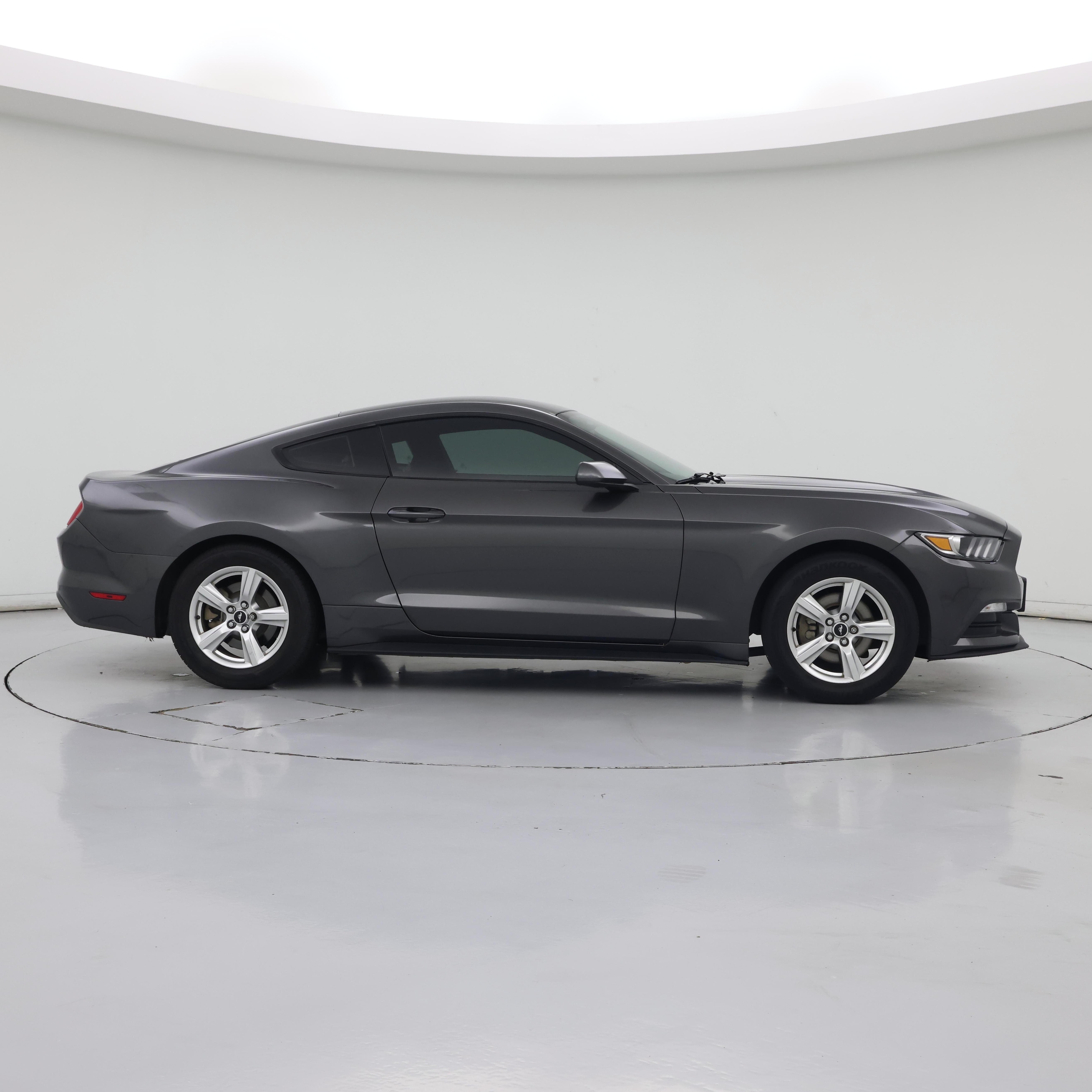 Thumbnail: 2015 Ford Mustang - 7