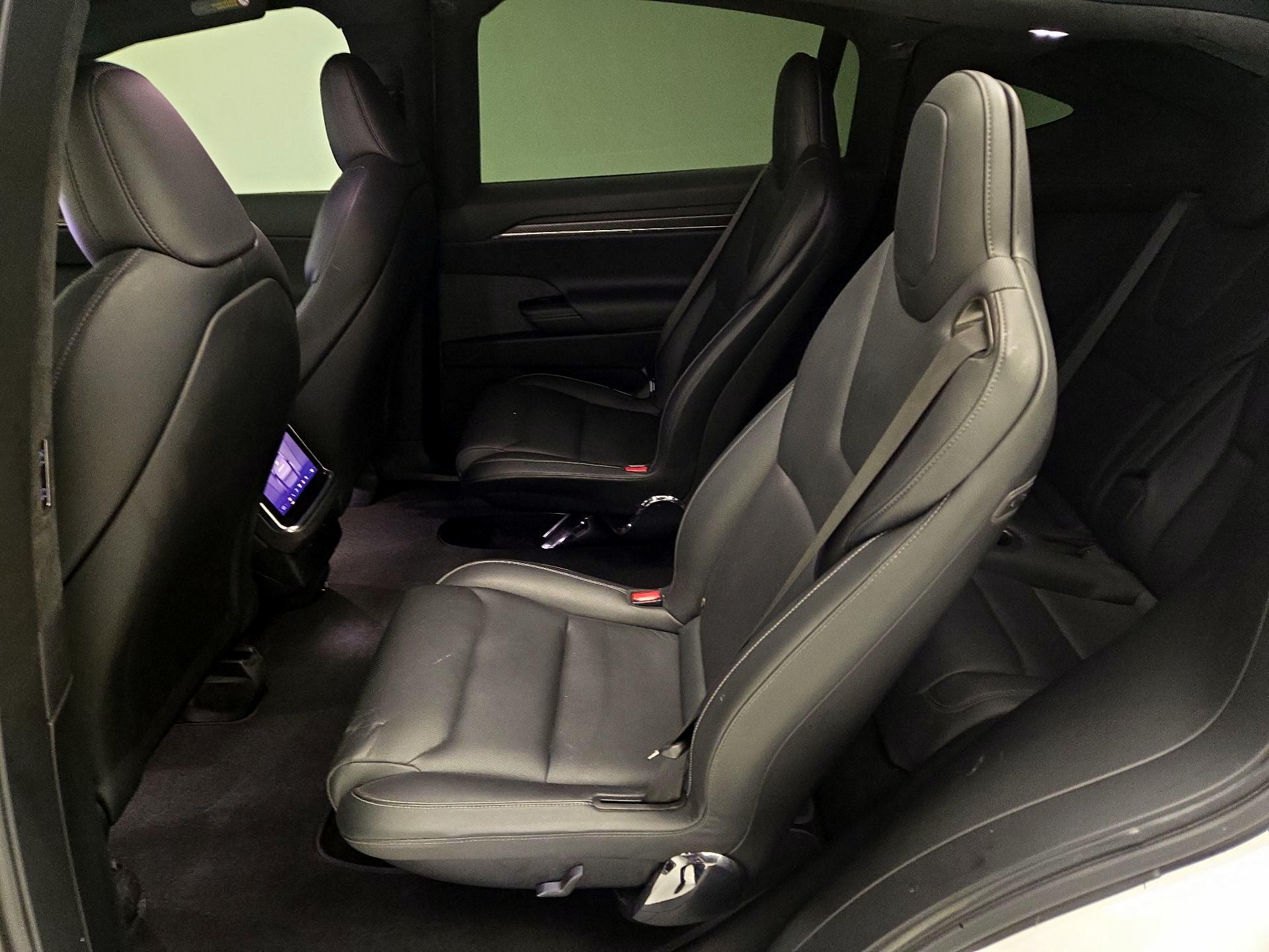 Thumbnail: 2022 Tesla Model X - 19