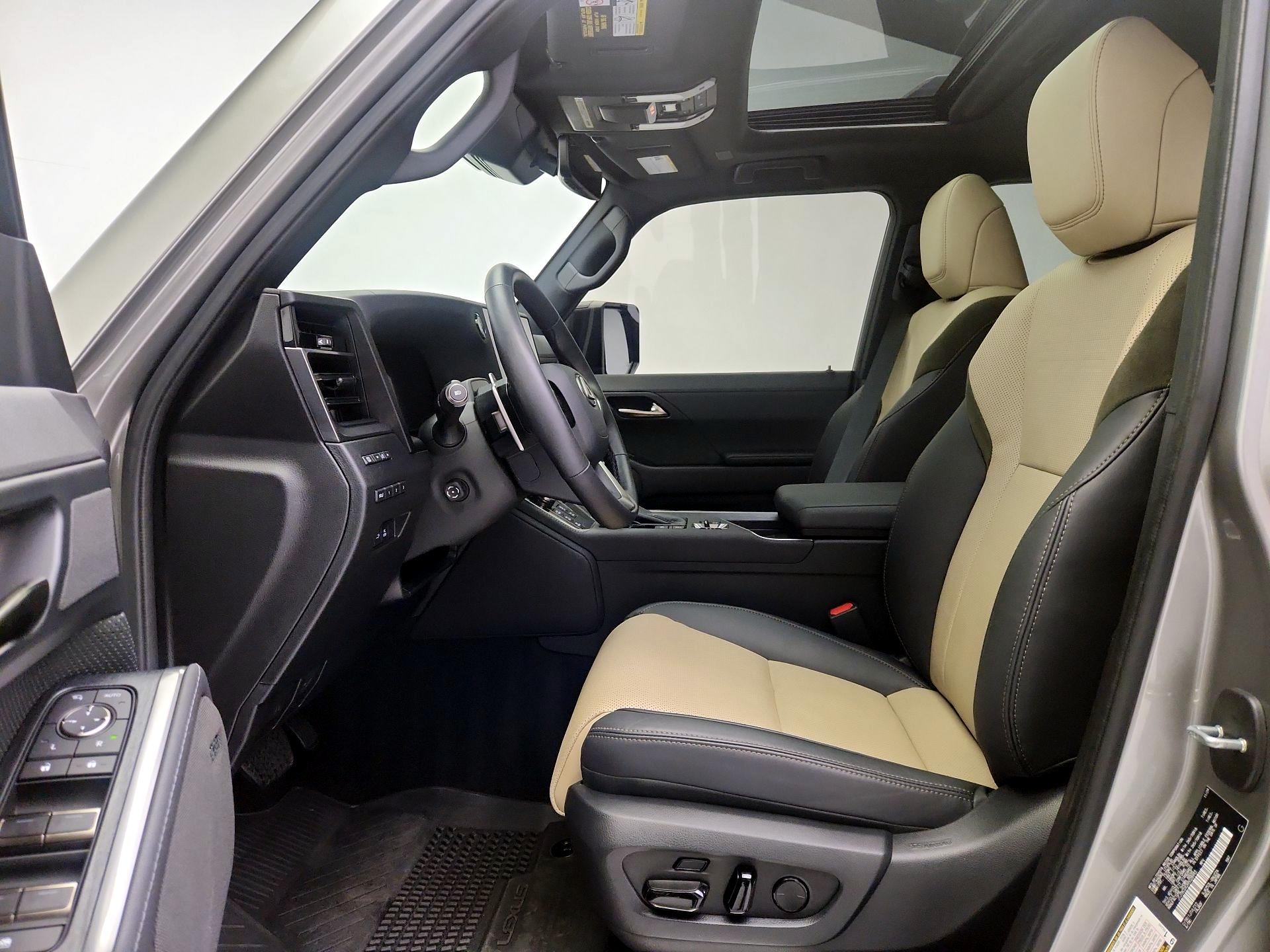 Thumbnail: 2024 Lexus GX - 11