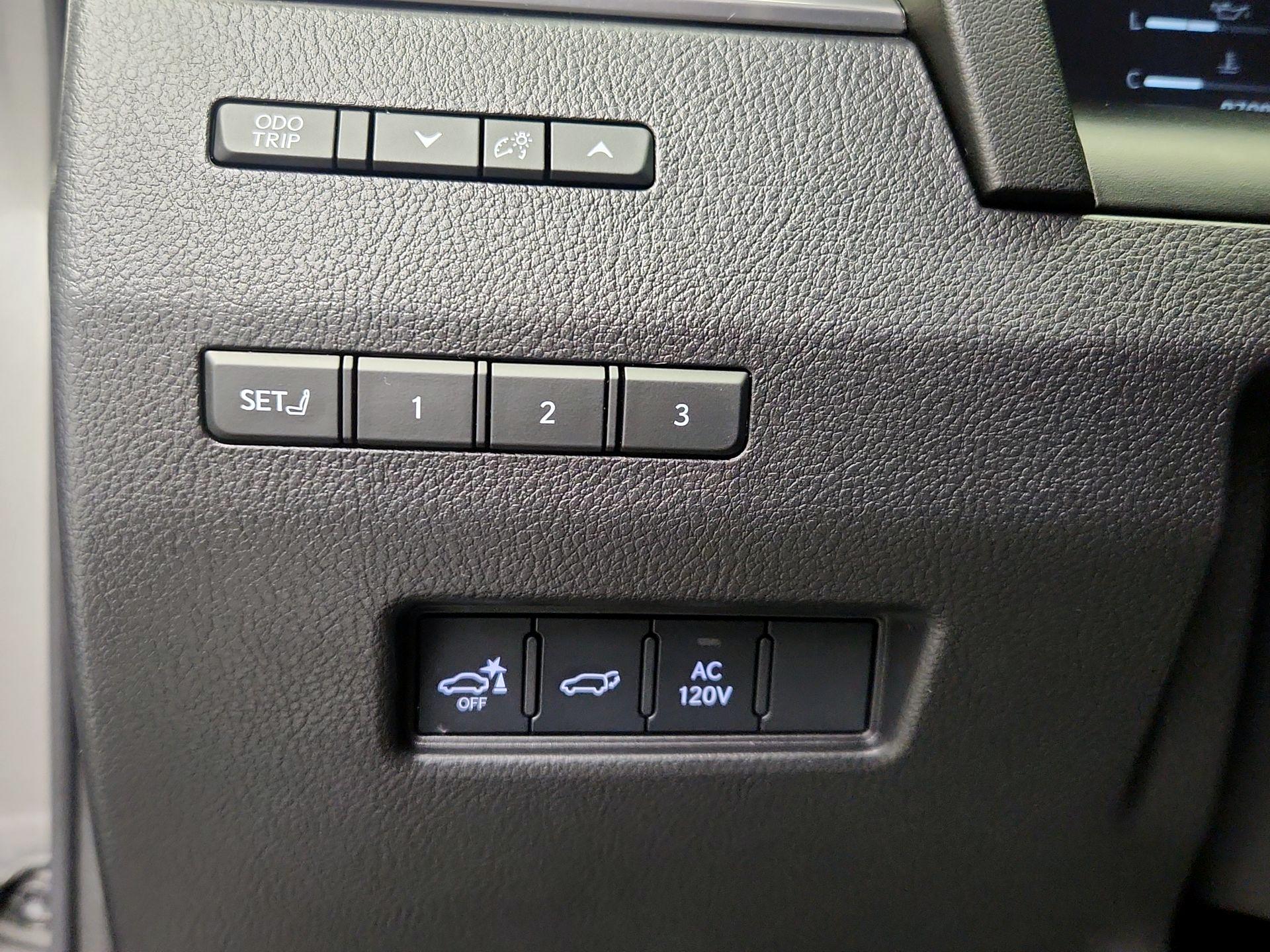 Thumbnail: 2024 Lexus GX - 13