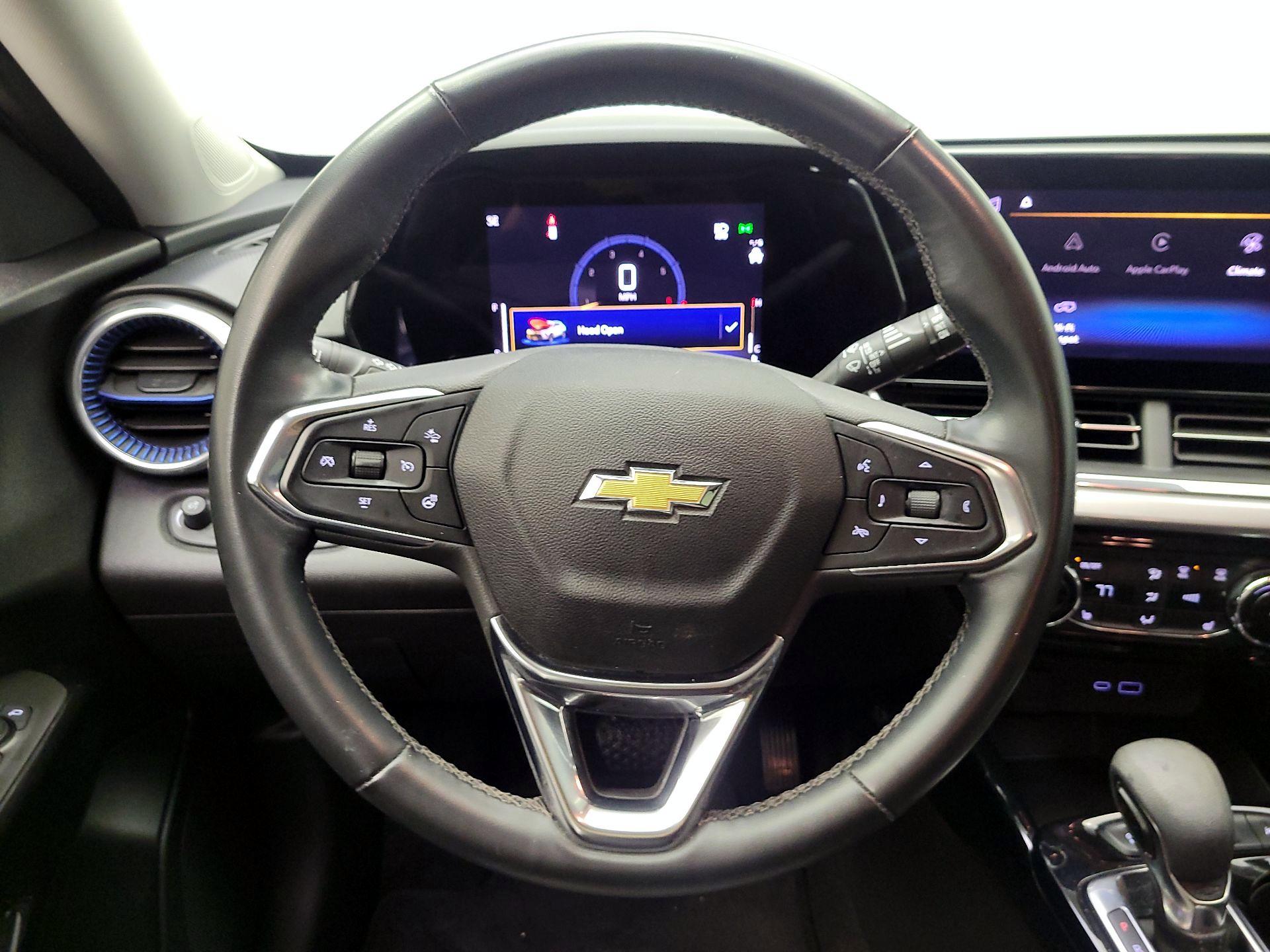 Thumbnail: 2024 Chevrolet Trax - 10
