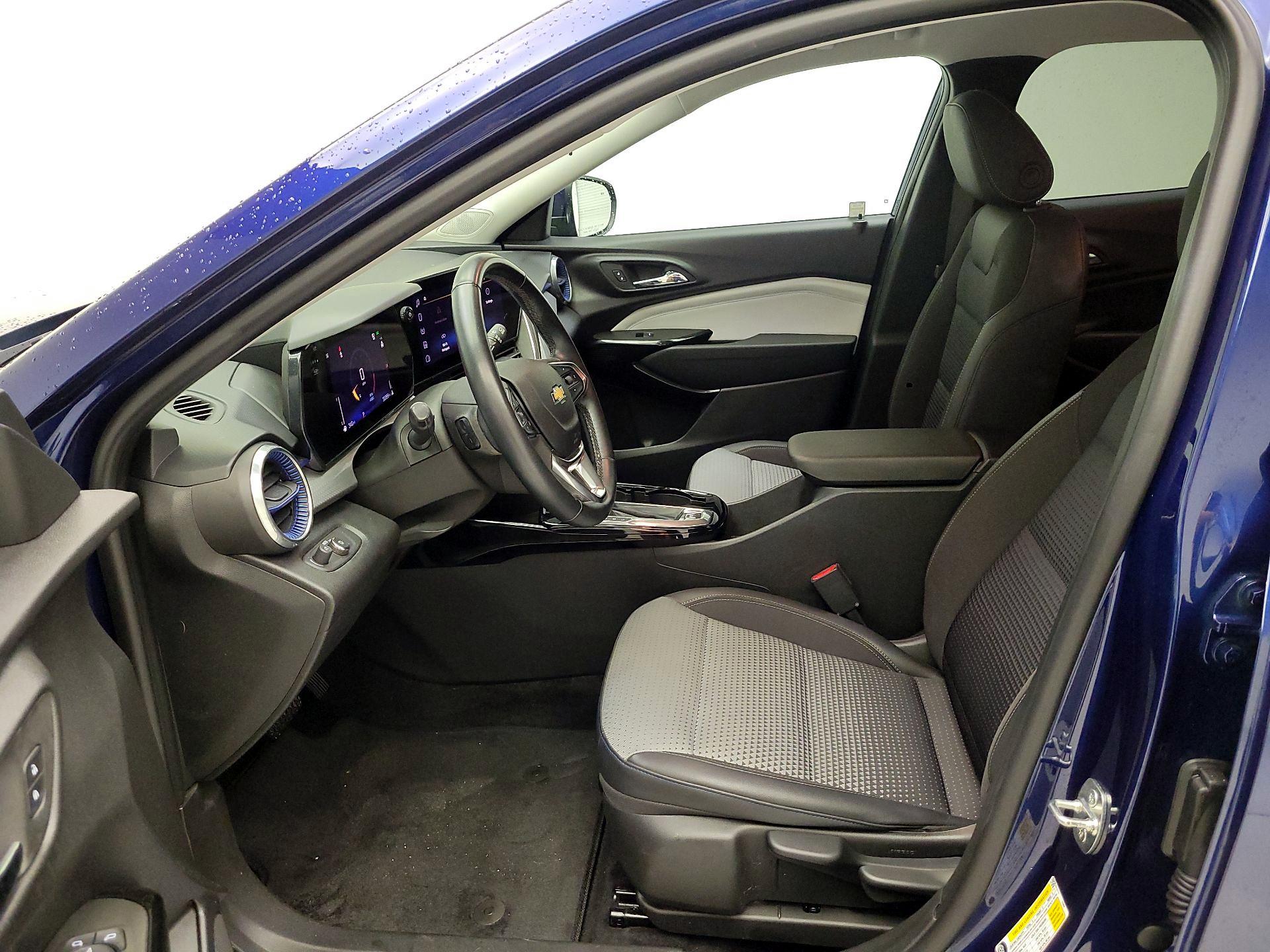 Thumbnail: 2024 Chevrolet Trax - 11
