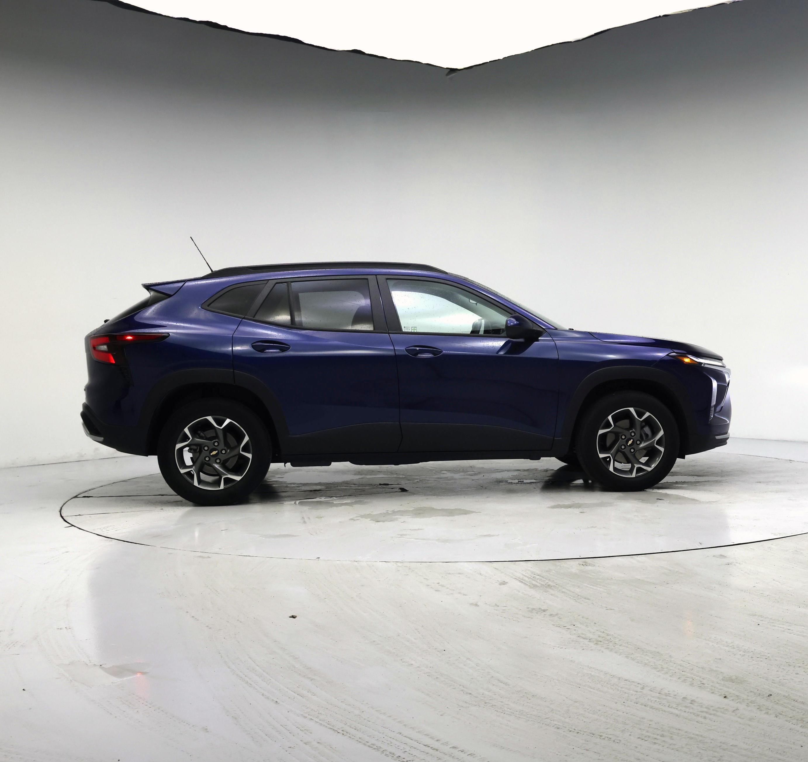 Thumbnail: 2024 Chevrolet Trax - 7
