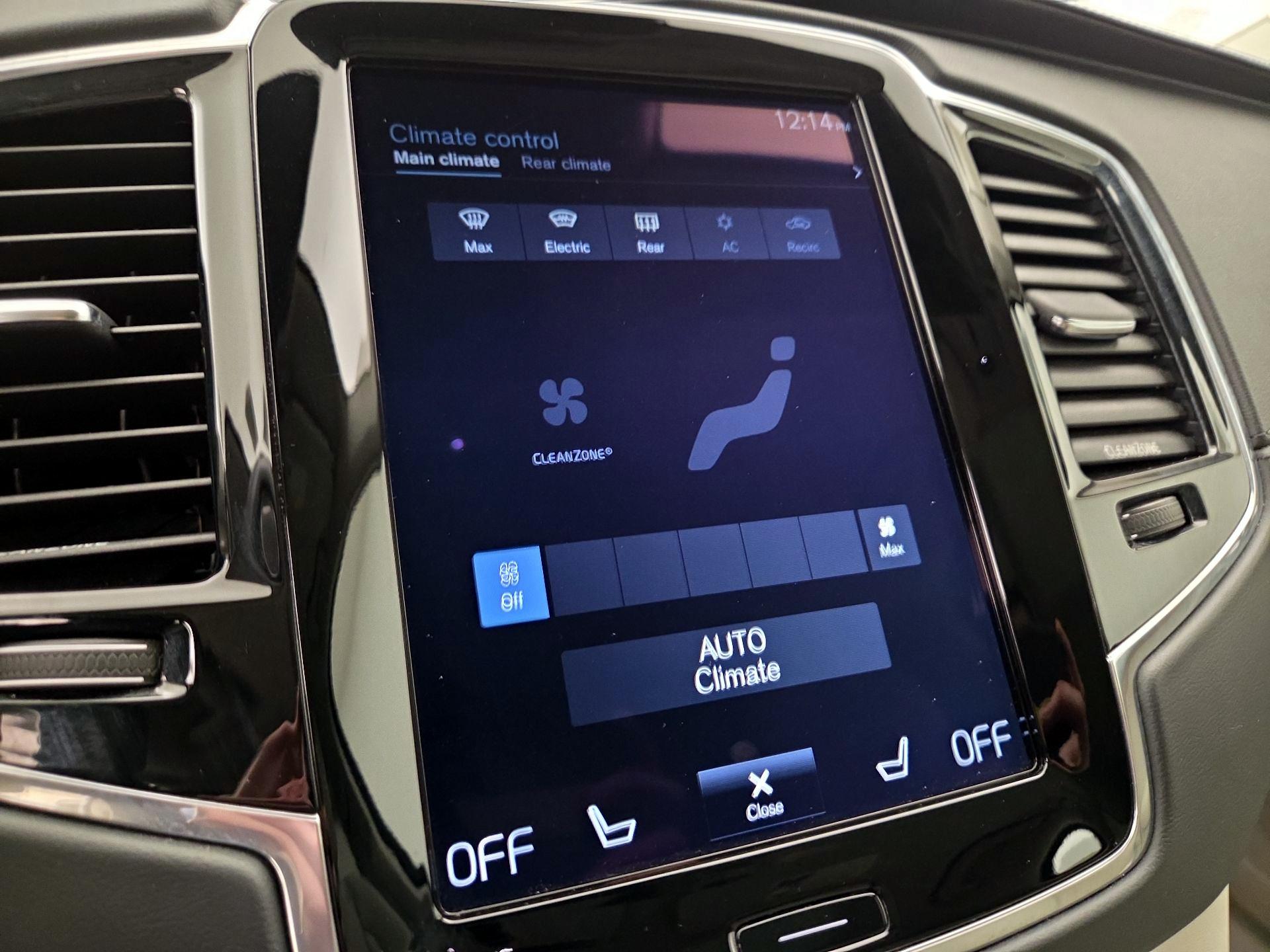 Thumbnail: 2016 Volvo XC90 - 14