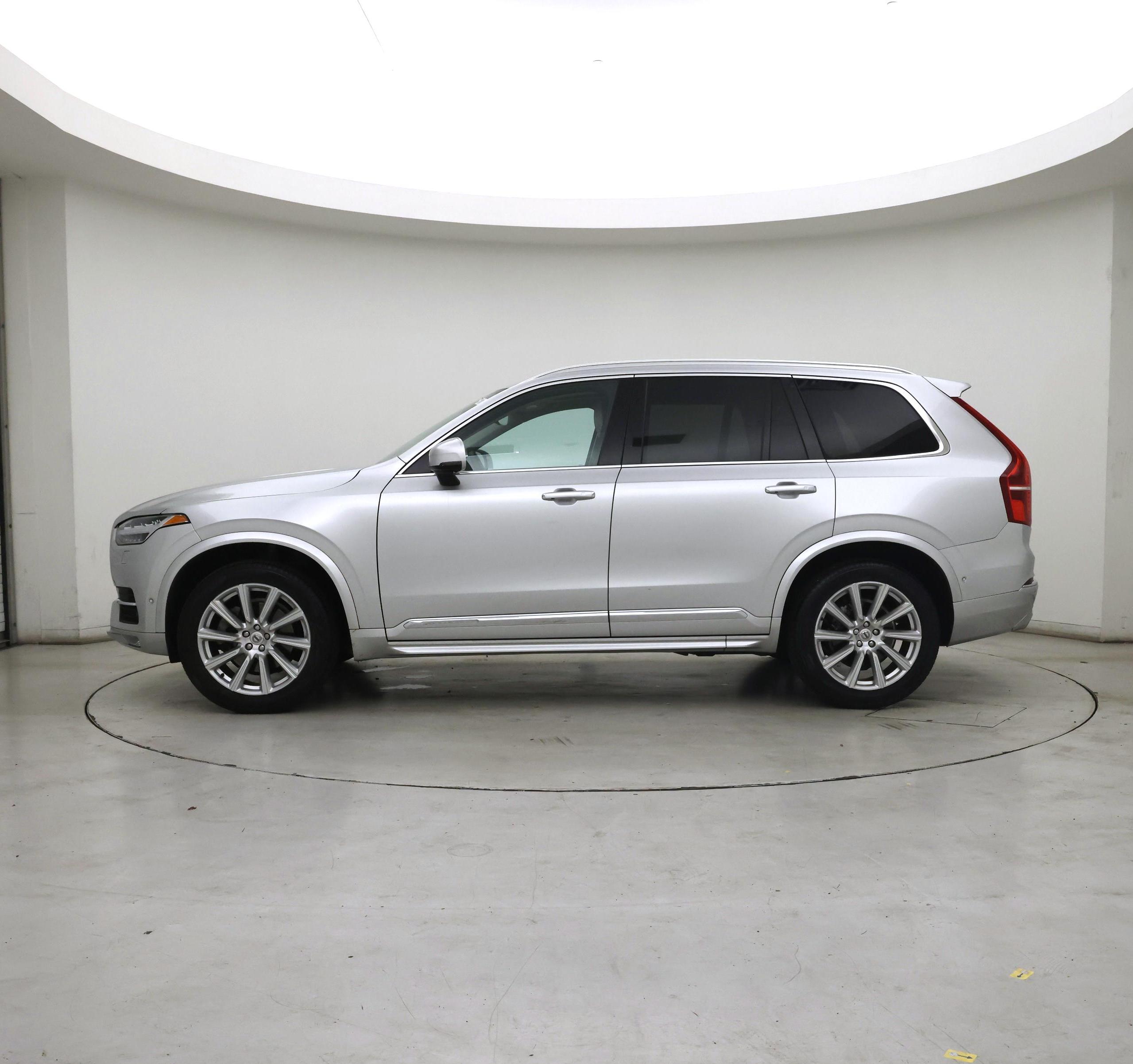 Thumbnail: 2016 Volvo XC90 - 3
