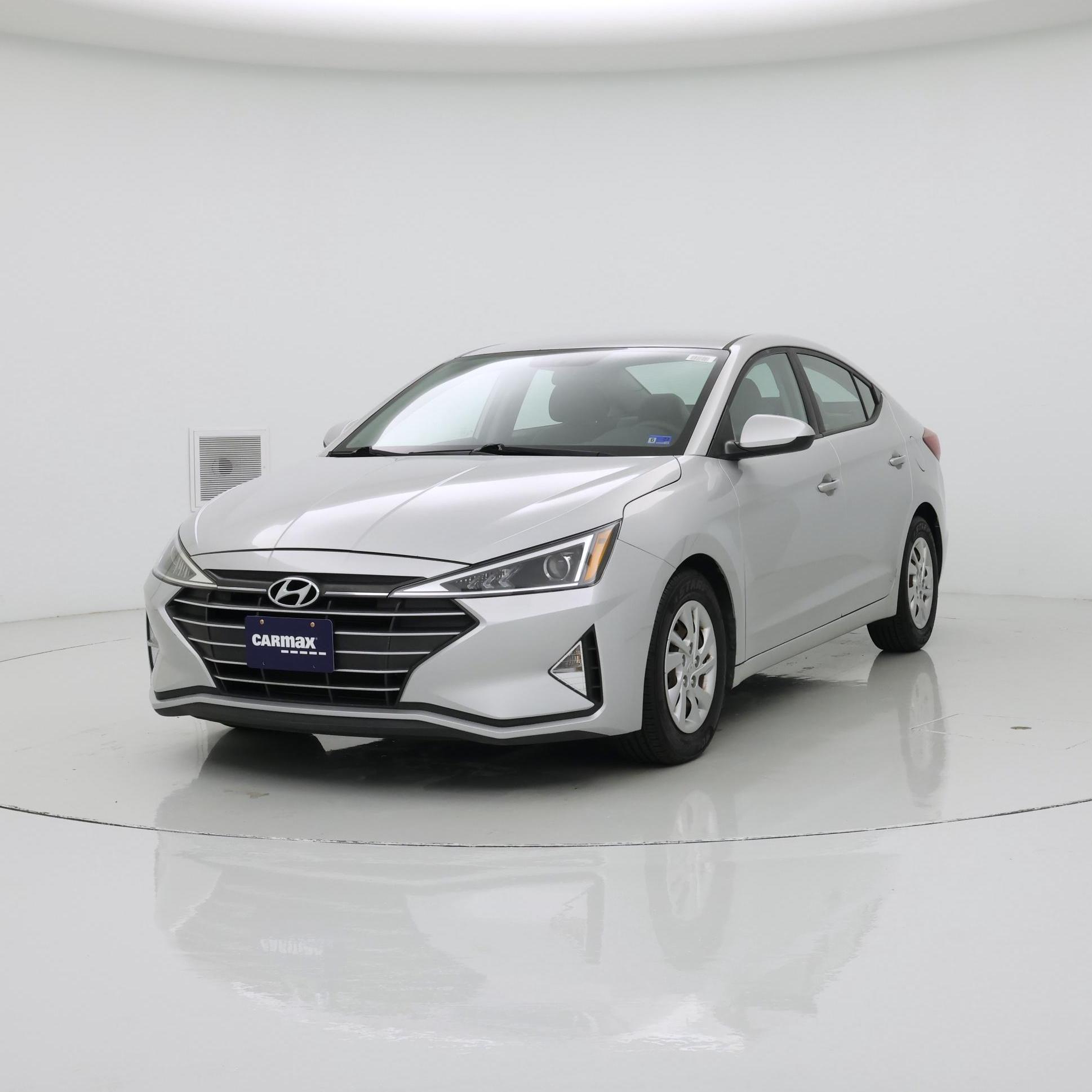 Thumbnail: 2019 Hyundai Elantra - 4