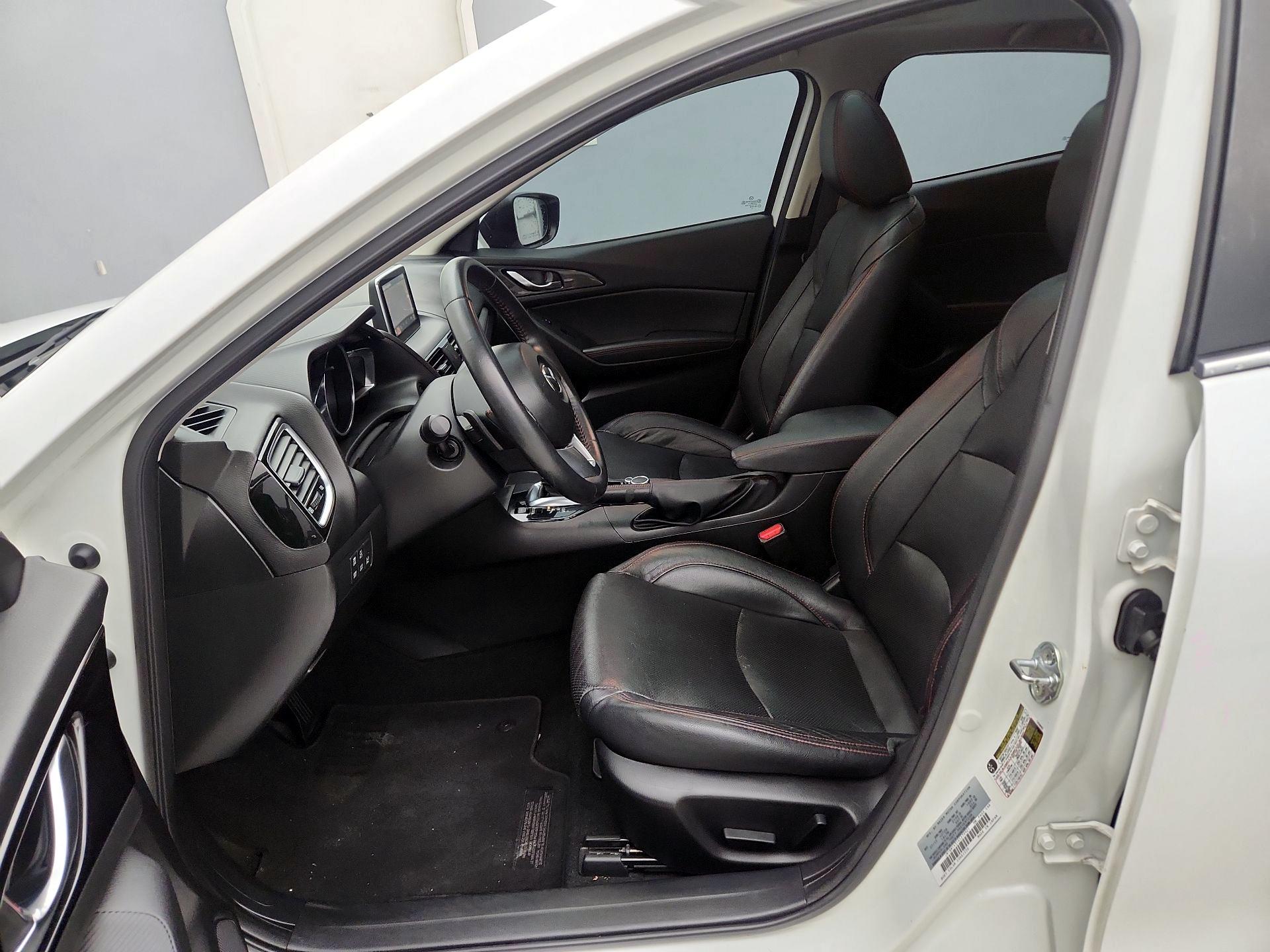 Thumbnail: 2016 Mazda Mazda3 - 11