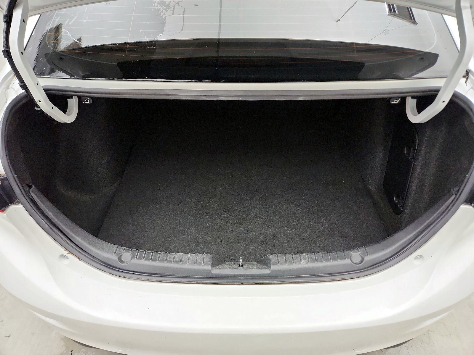 2016 Mazda MAZDA3 s Grand Touring - Photo 23