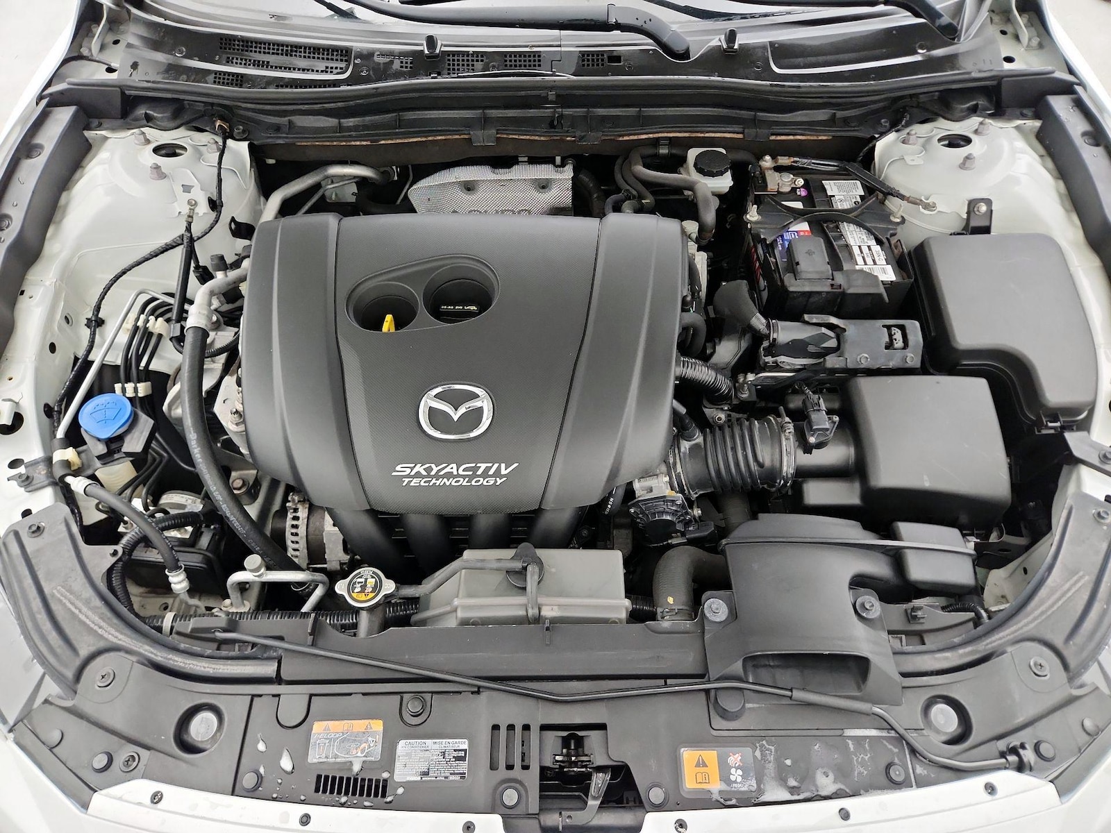 2016 Mazda MAZDA3 s Grand Touring - Photo 24
