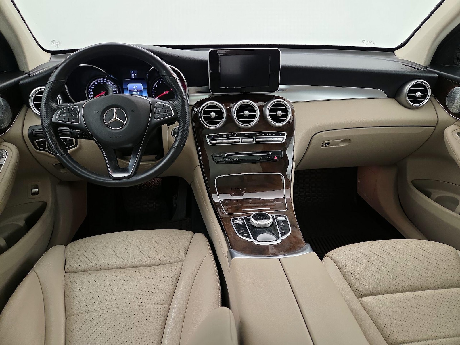 2019 Mercedes-Benz GLC GLC300 - Photo 10