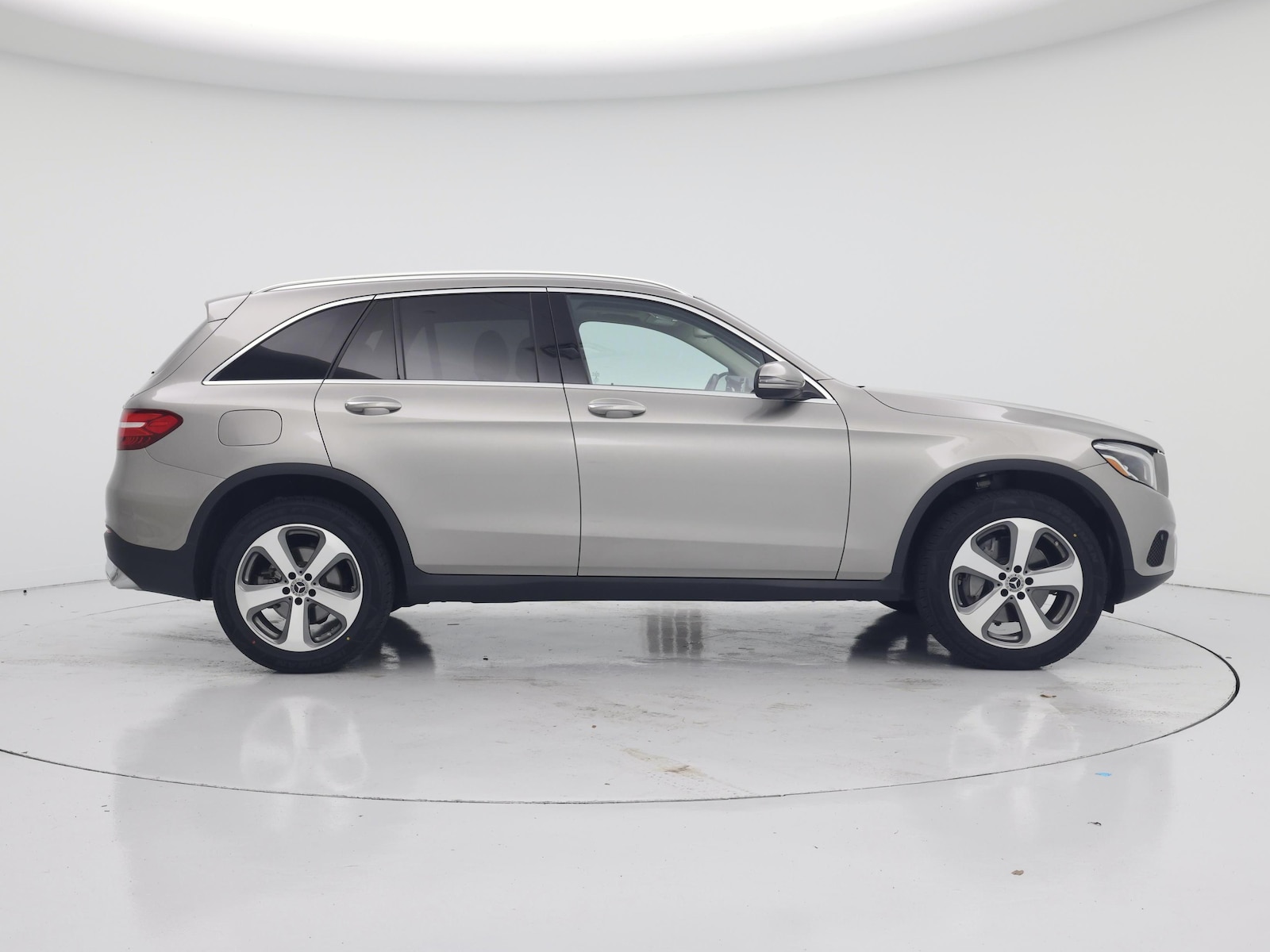 2019 Mercedes-Benz GLC GLC300 - Photo 8