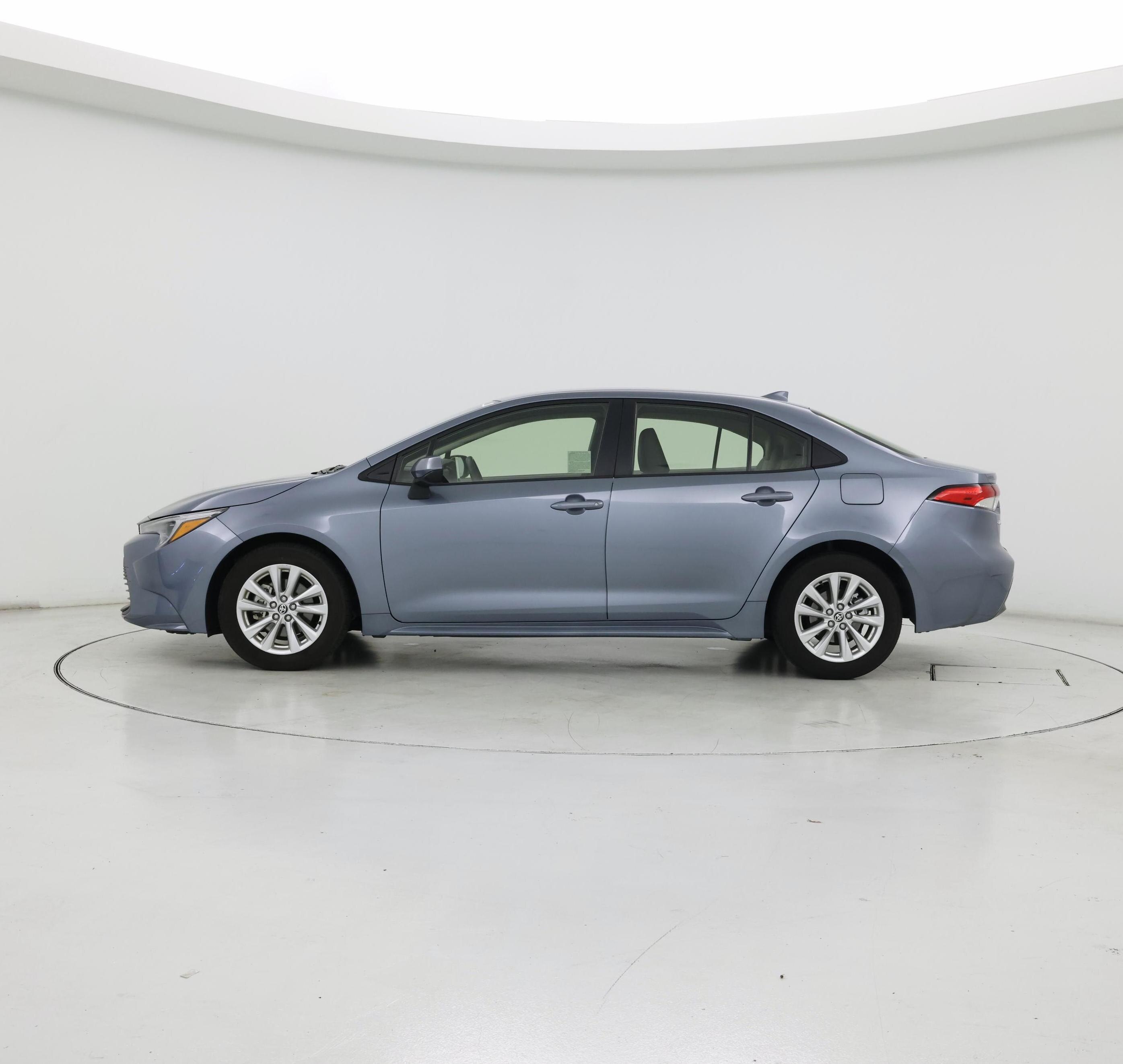 Thumbnail: 2025 Toyota Corolla - 3