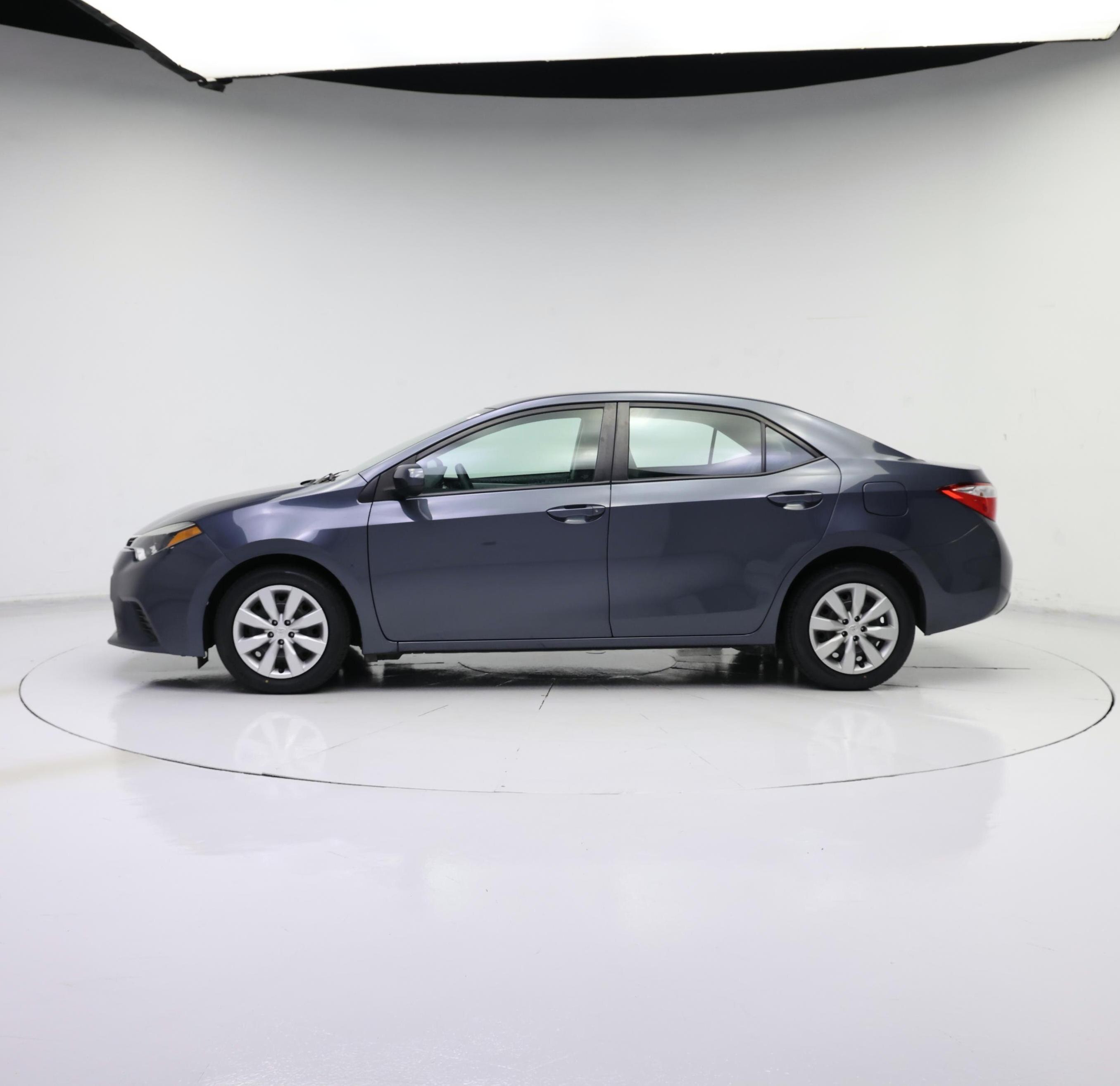Thumbnail: 2014 Toyota Corolla - 3