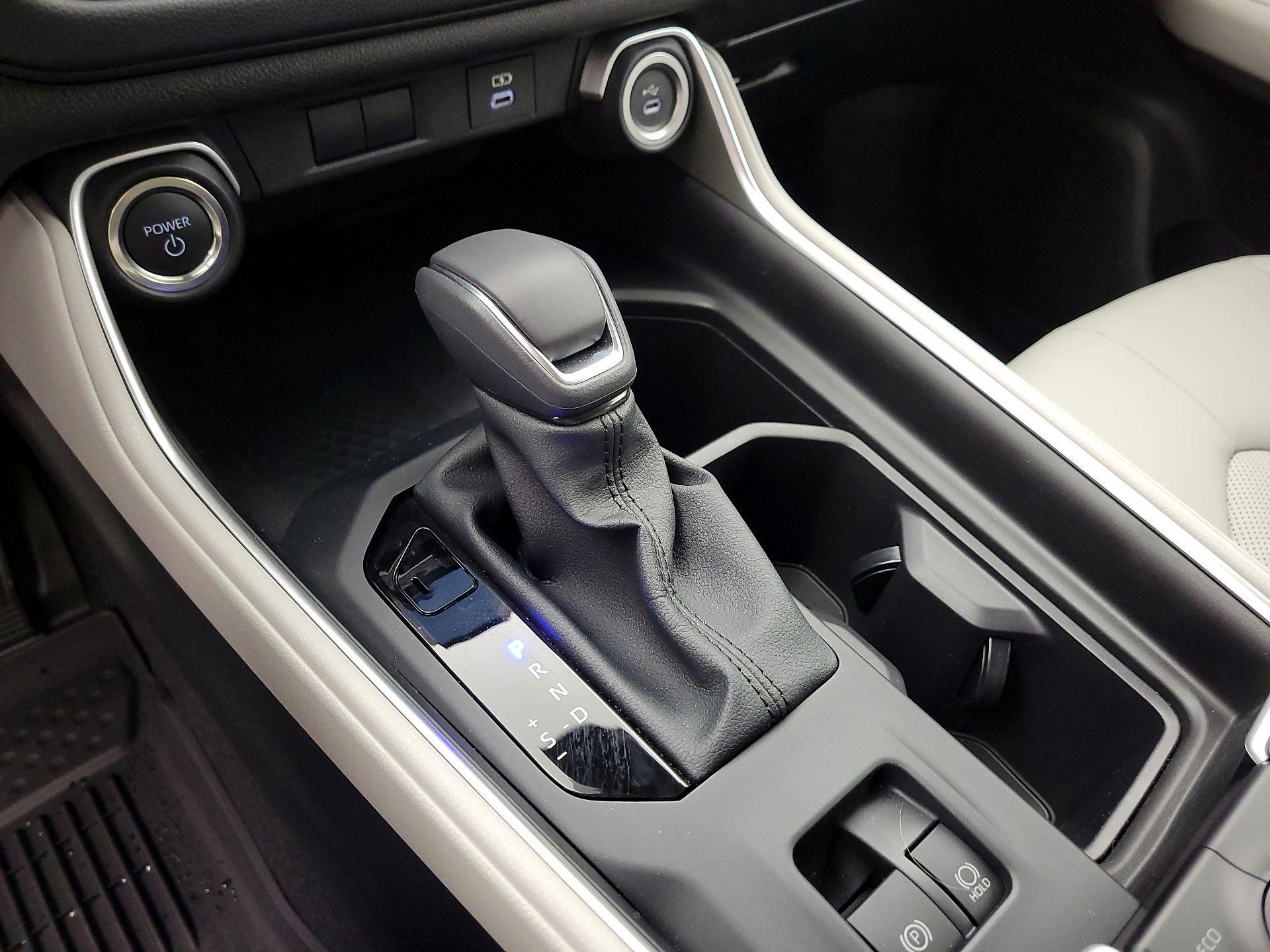 Thumbnail: 2026 Toyota Highlander - 18