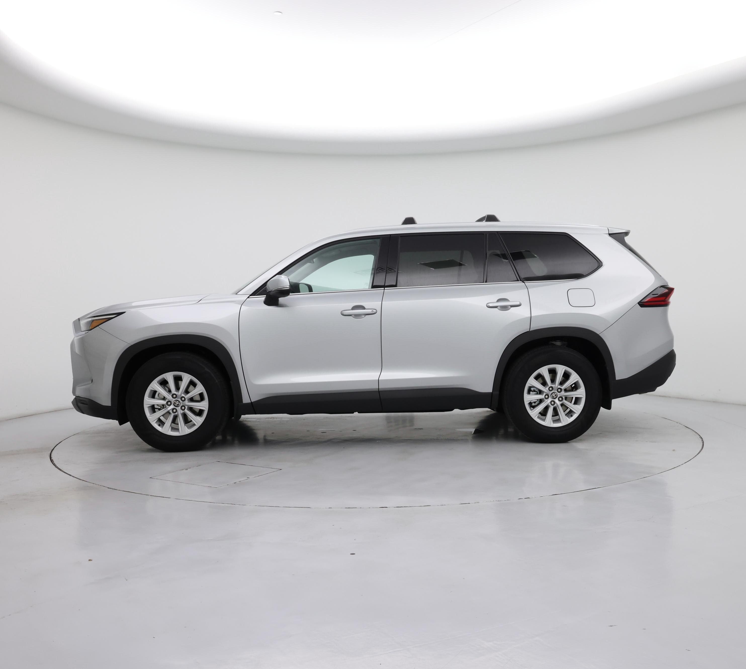 Thumbnail: 2026 Toyota Highlander - 3
