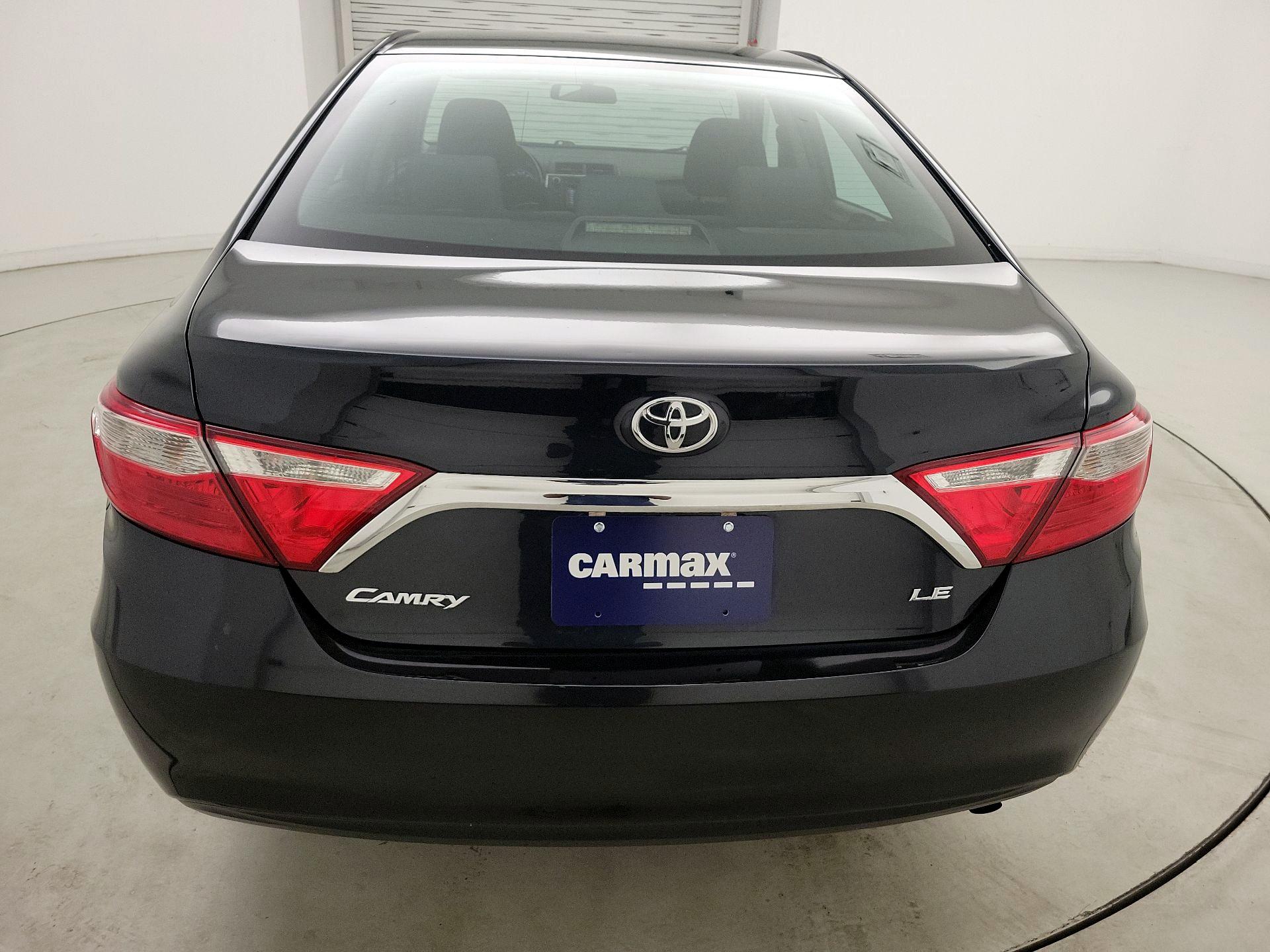 Thumbnail: 2017 Toyota Camry - 20