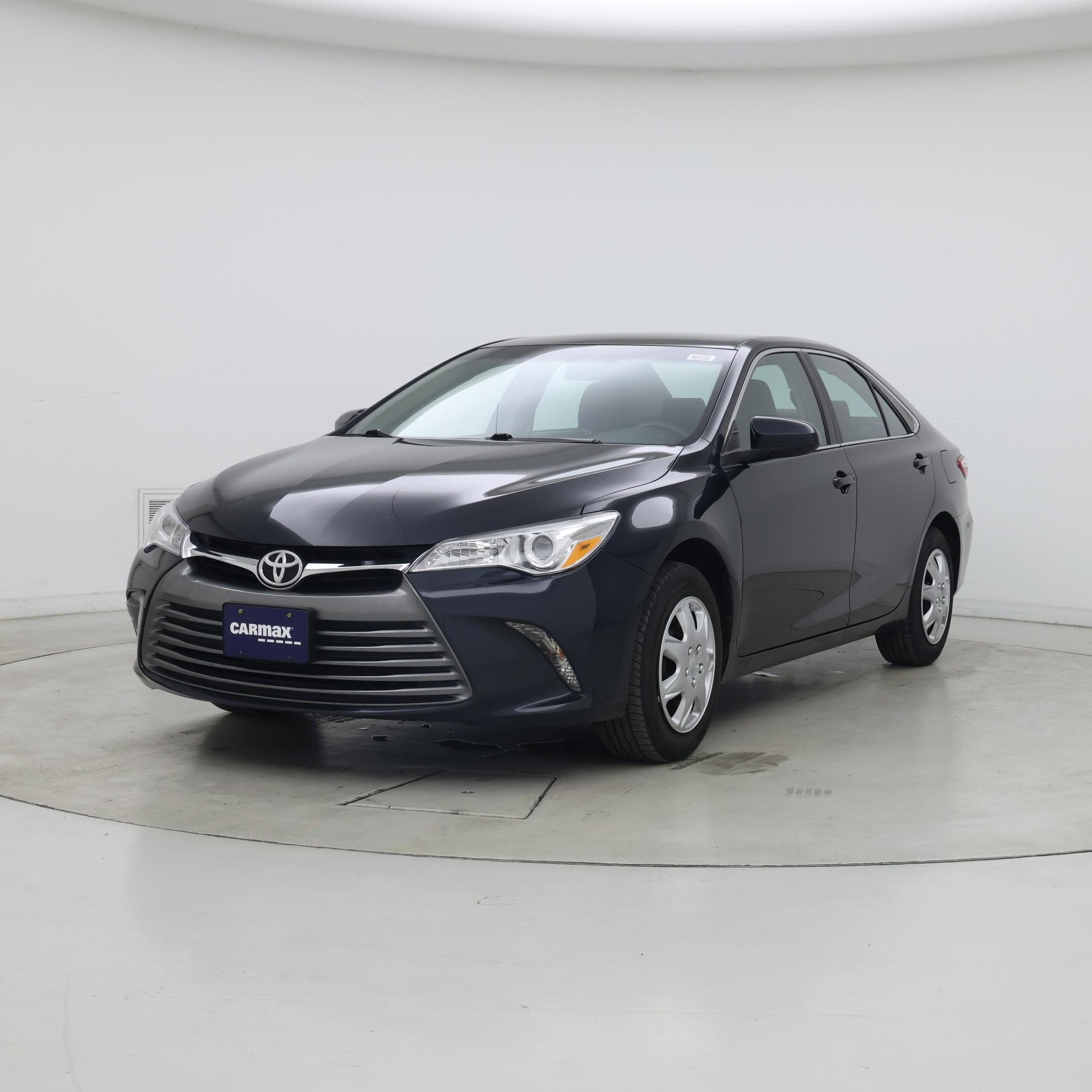 Thumbnail: 2017 Toyota Camry - 4