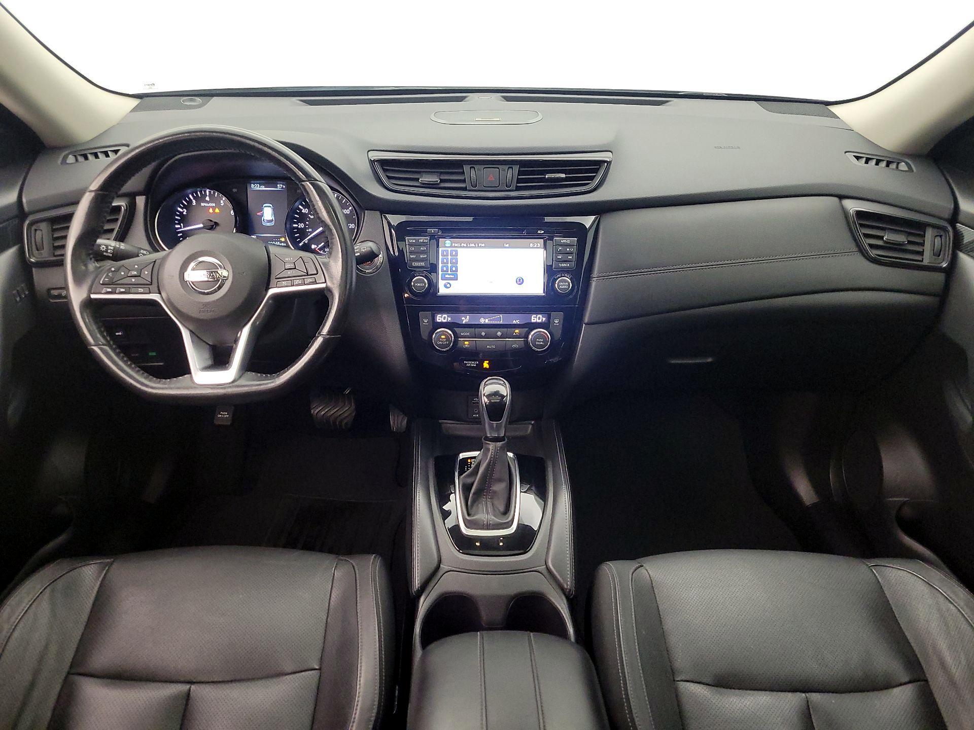 Thumbnail: 2017 Nissan Rogue - 9