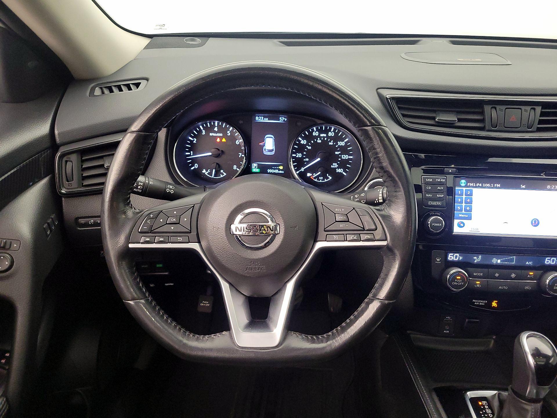 Thumbnail: 2017 Nissan Rogue - 10