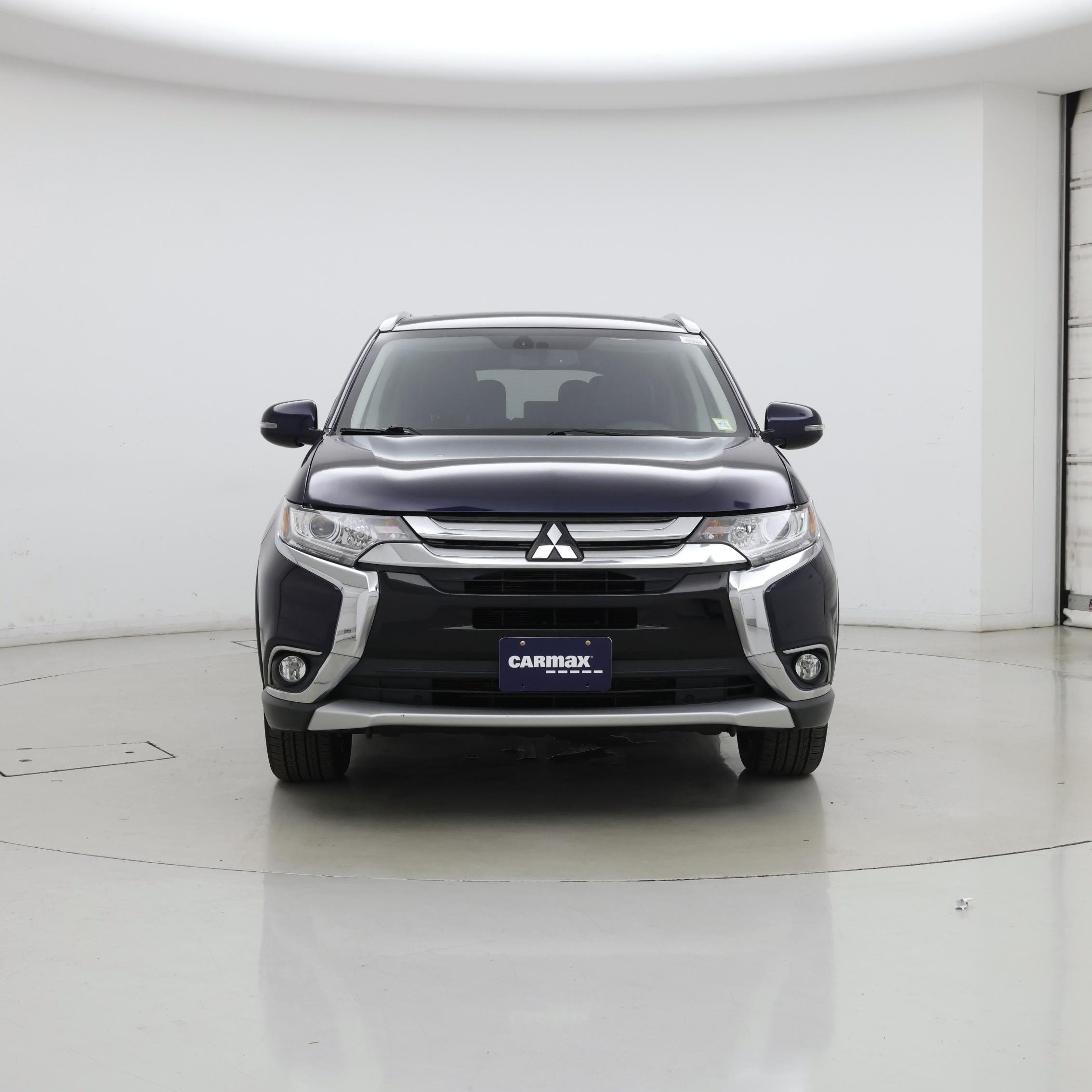 Thumbnail: 2017 Mitsubishi Outlander - 5