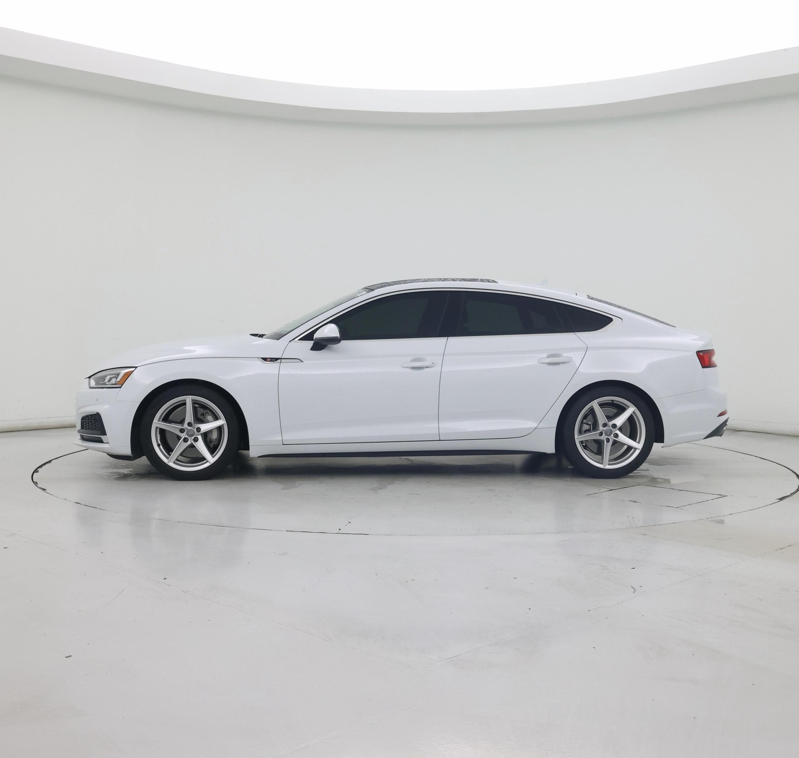 Thumbnail: 2019 Audi A5 - 3