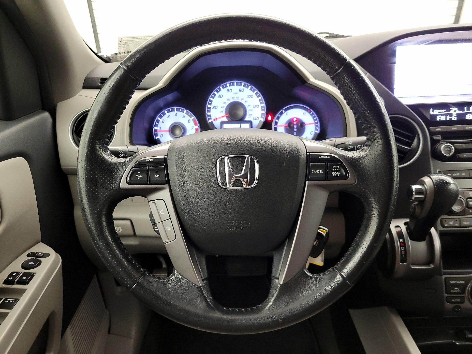 Thumbnail: 2014 Honda Pilot - 10
