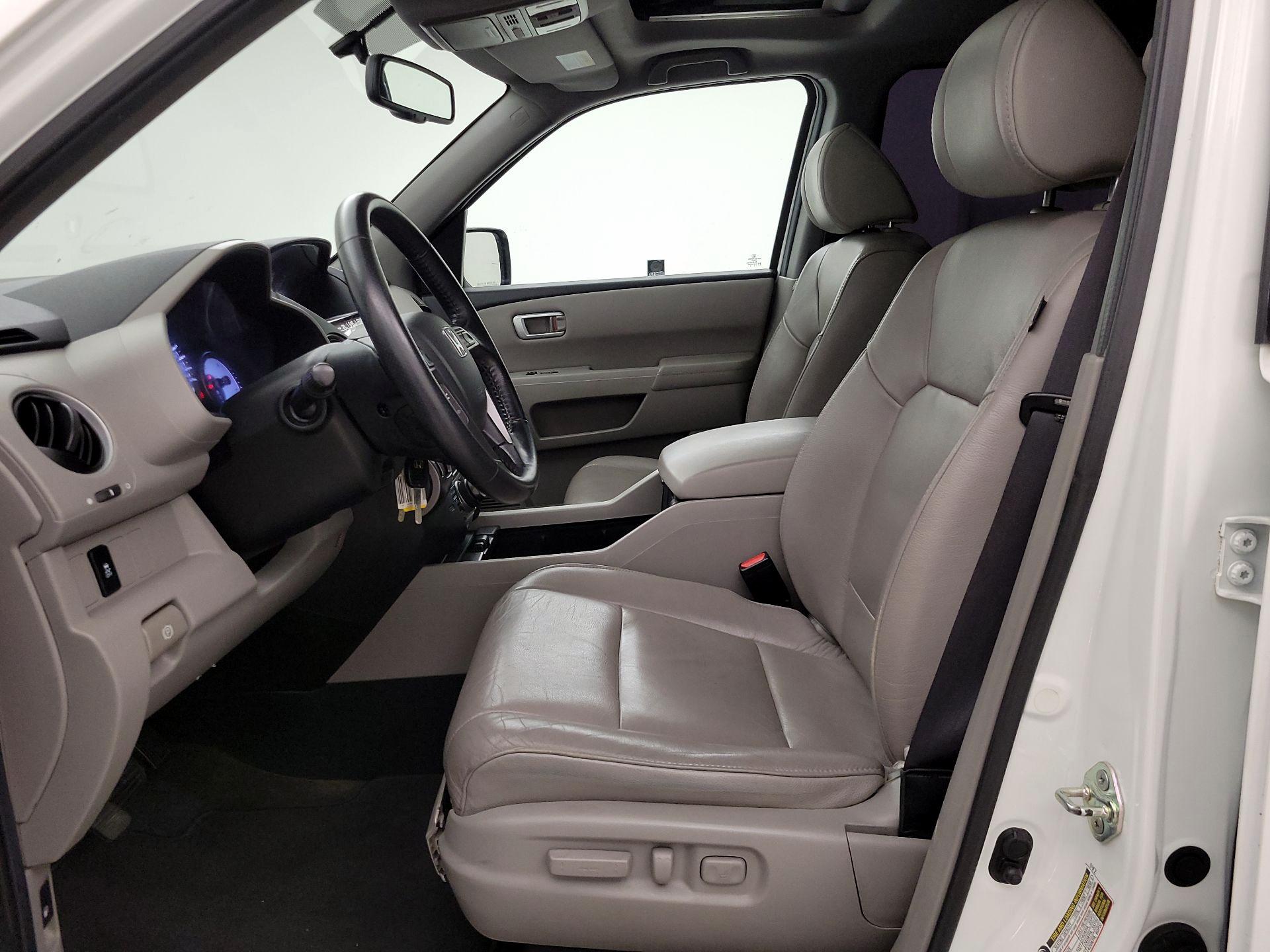 Thumbnail: 2014 Honda Pilot - 11