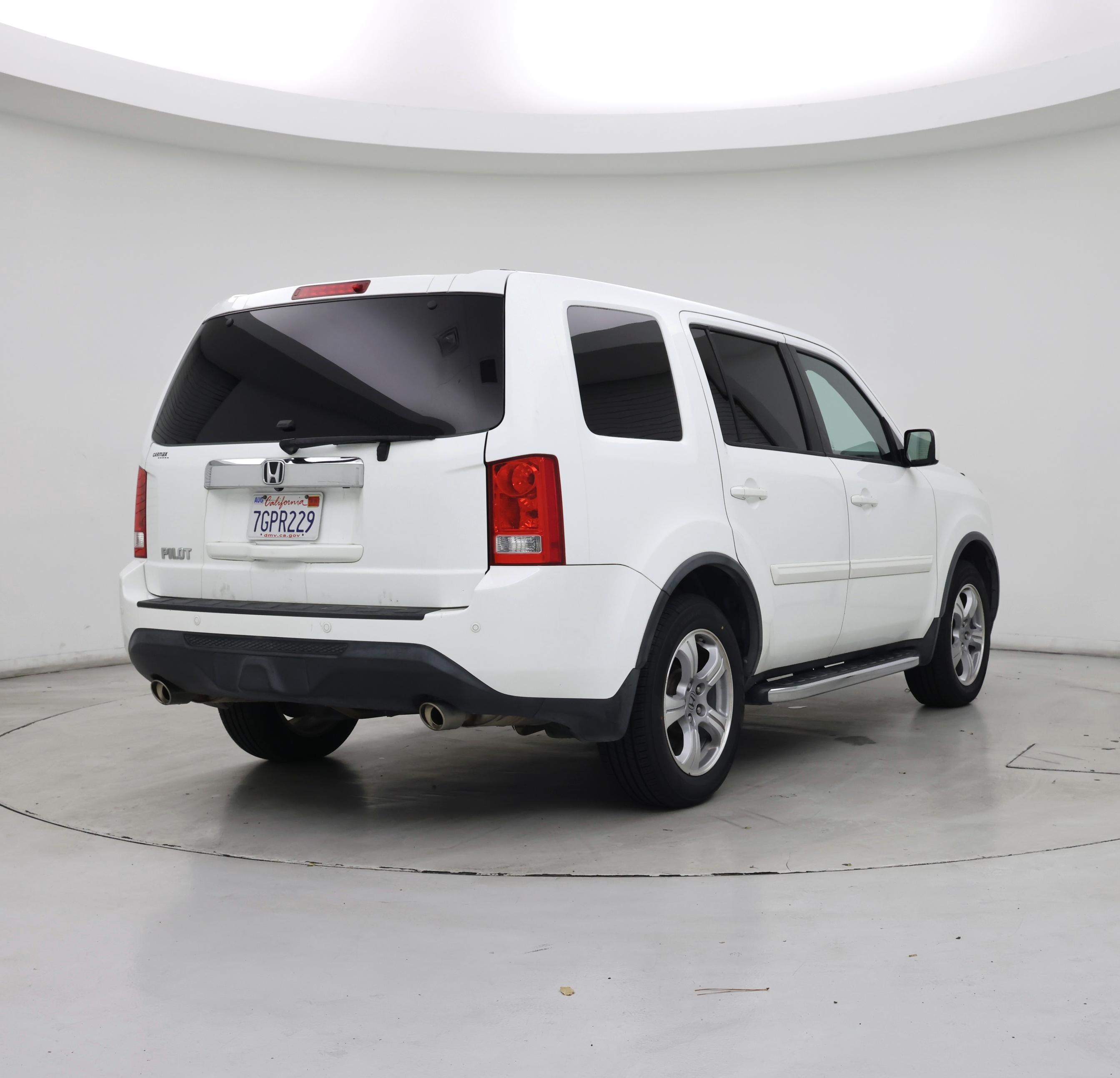 Thumbnail: 2014 Honda Pilot - 8