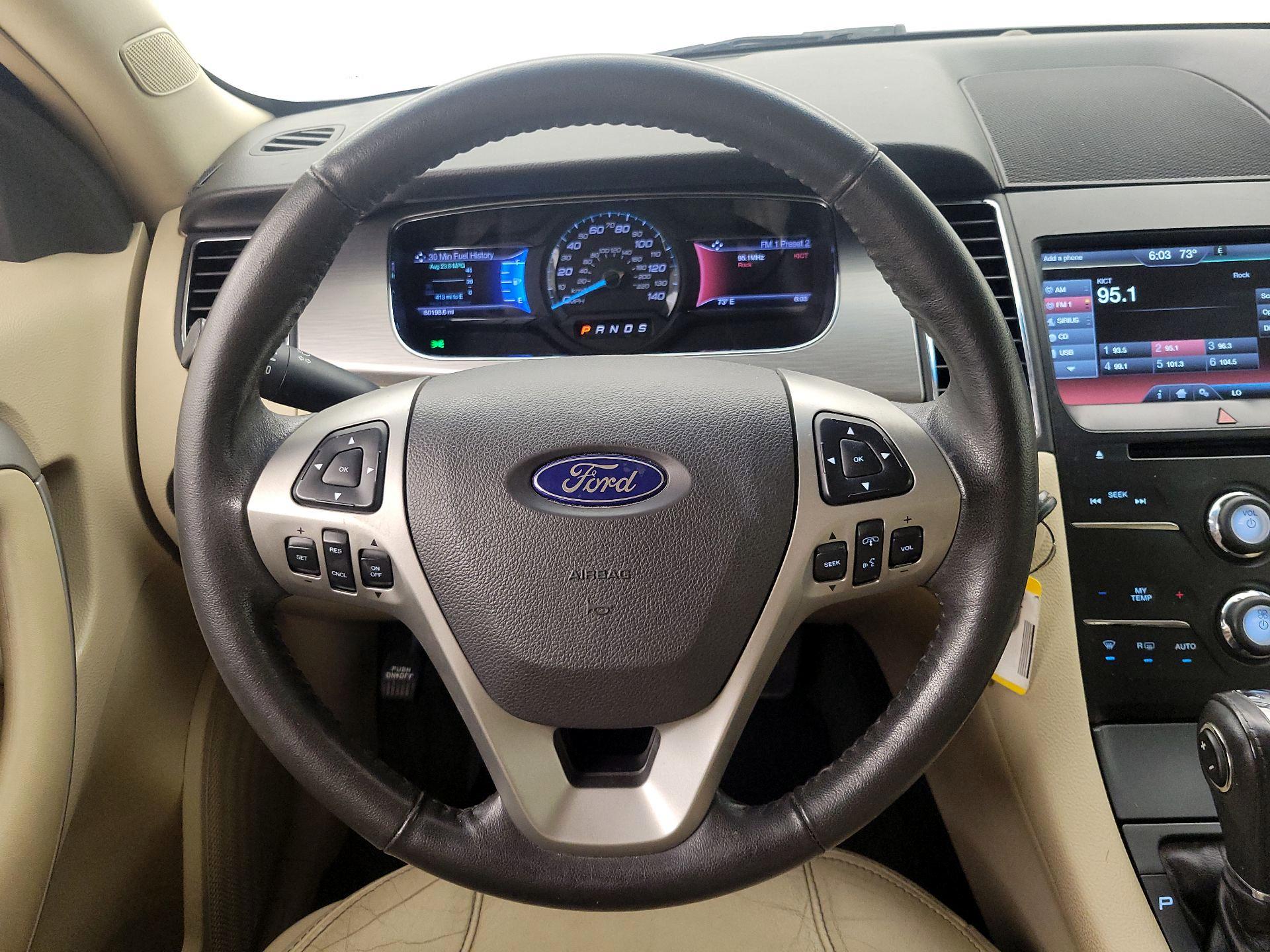 Thumbnail: 2014 Ford Taurus - 10