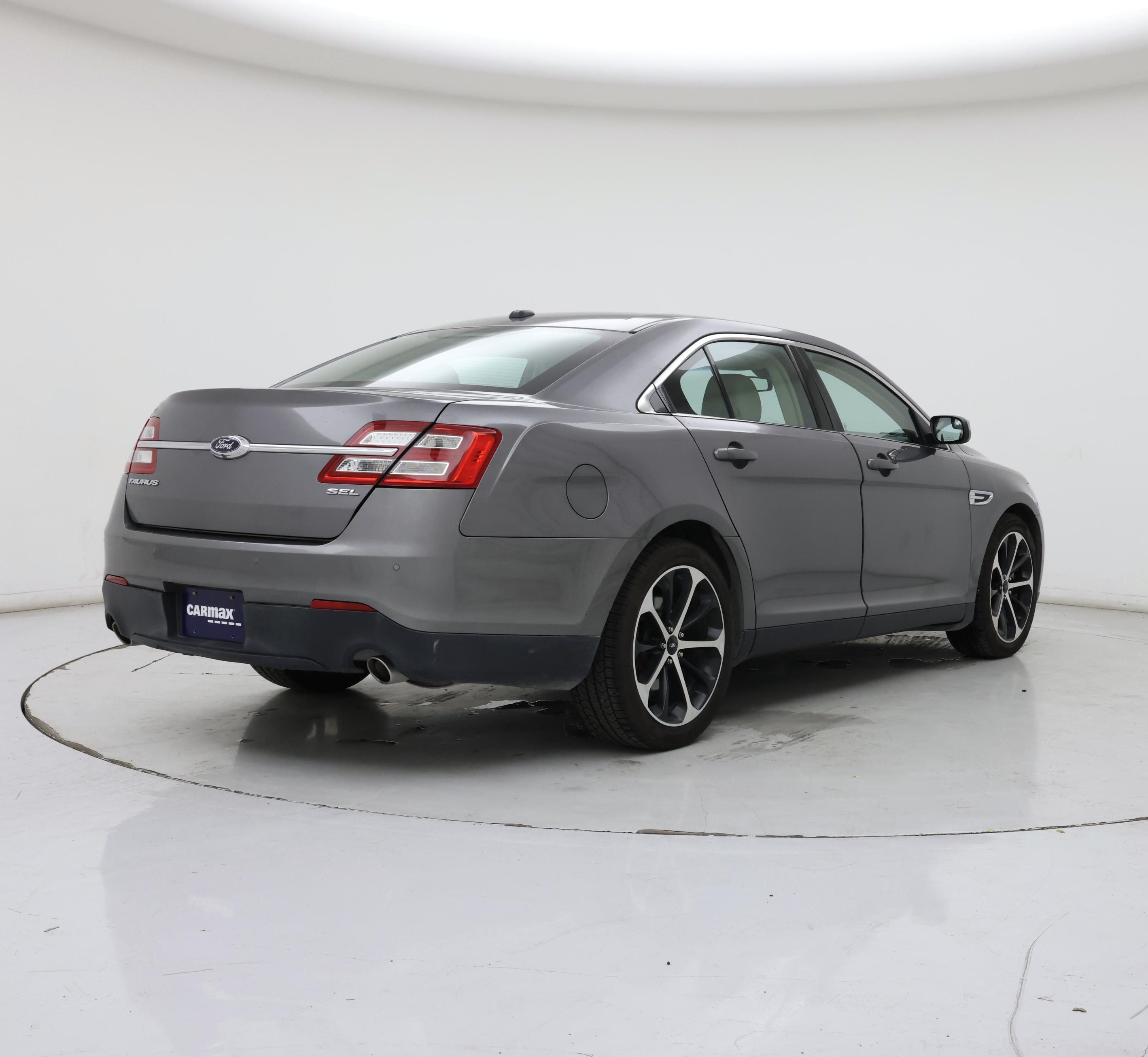 Thumbnail: 2014 Ford Taurus - 8