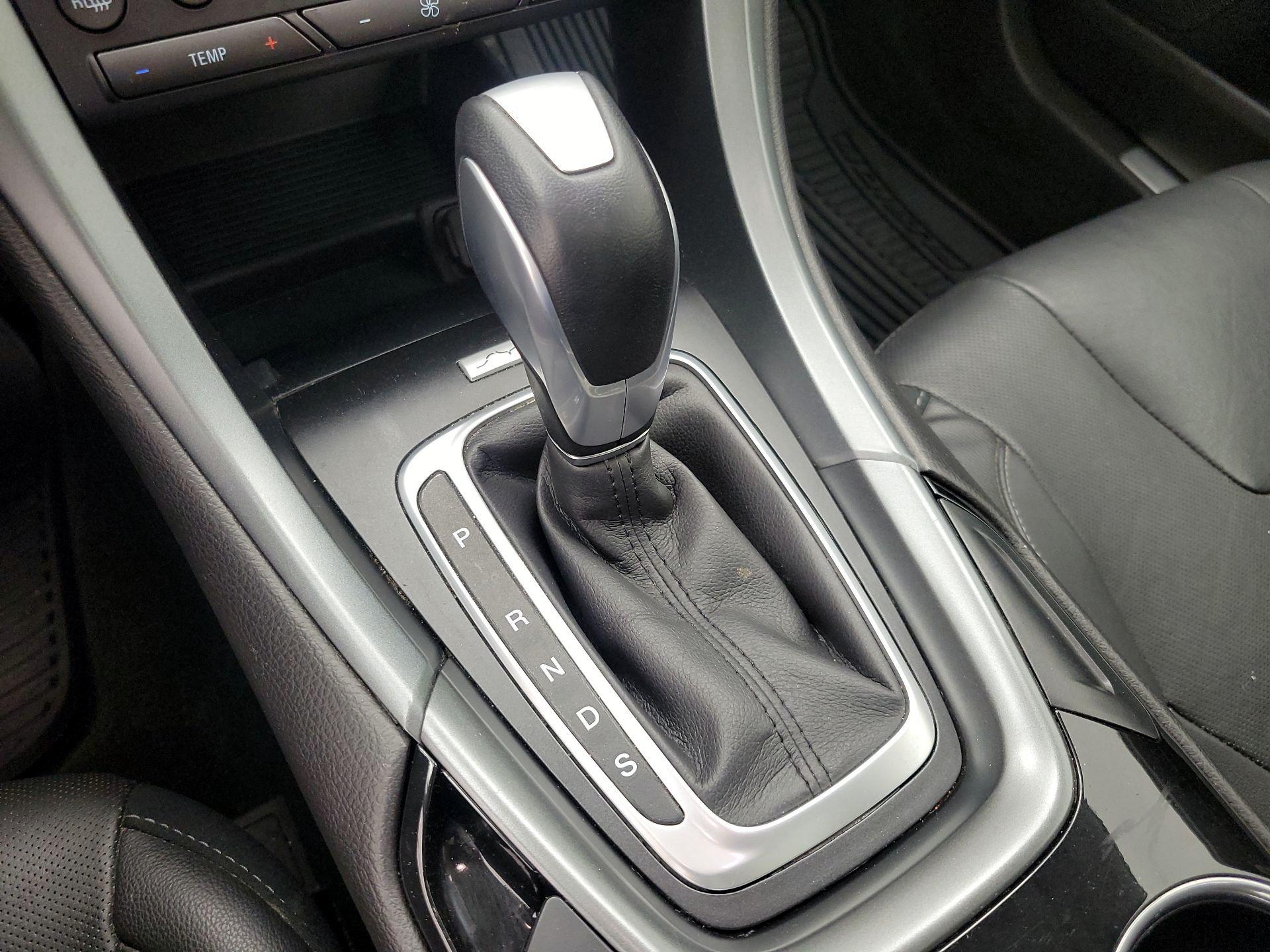 Thumbnail: 2016 Ford Fusion - 17