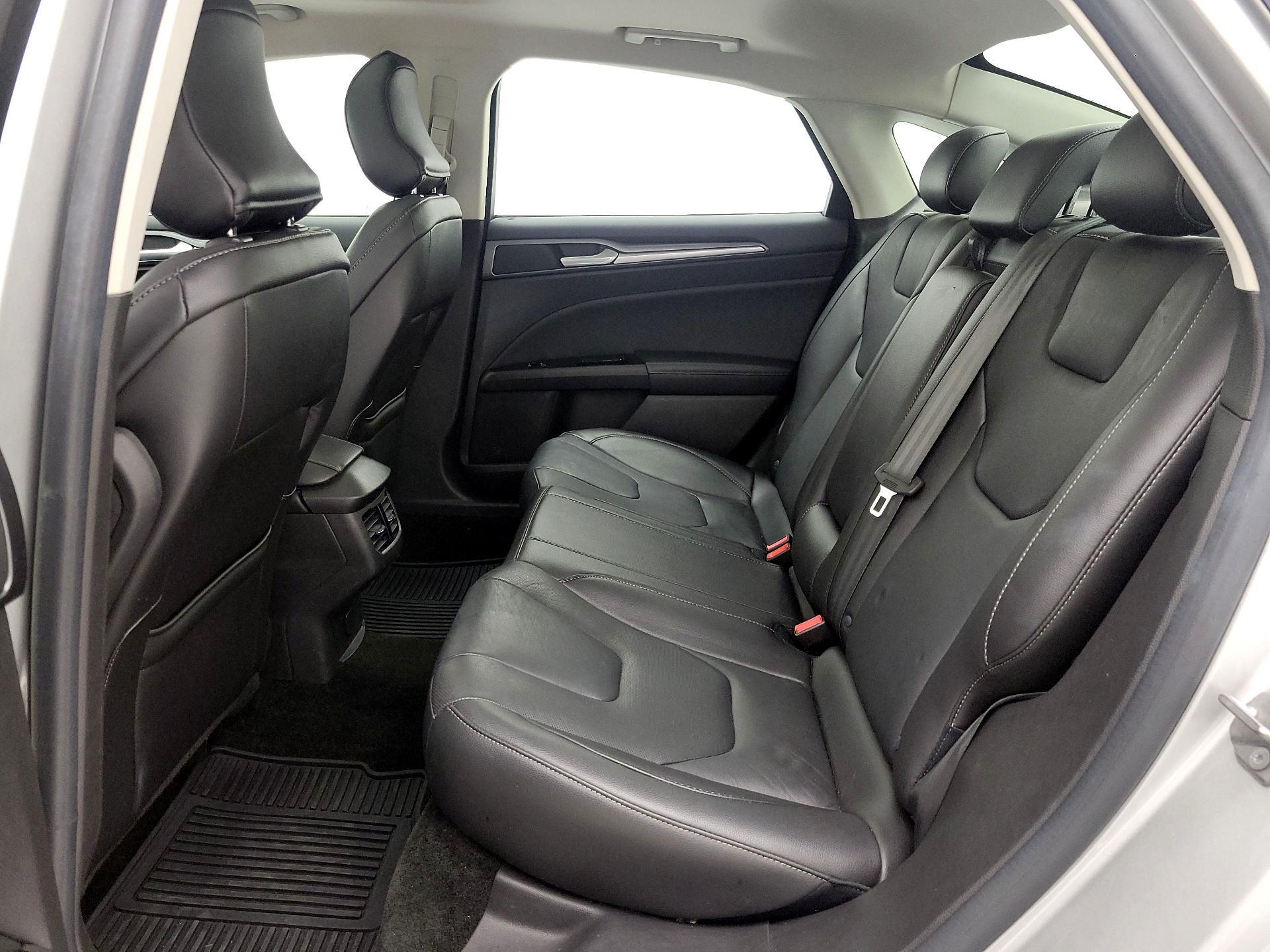 Thumbnail: 2016 Ford Fusion - 20